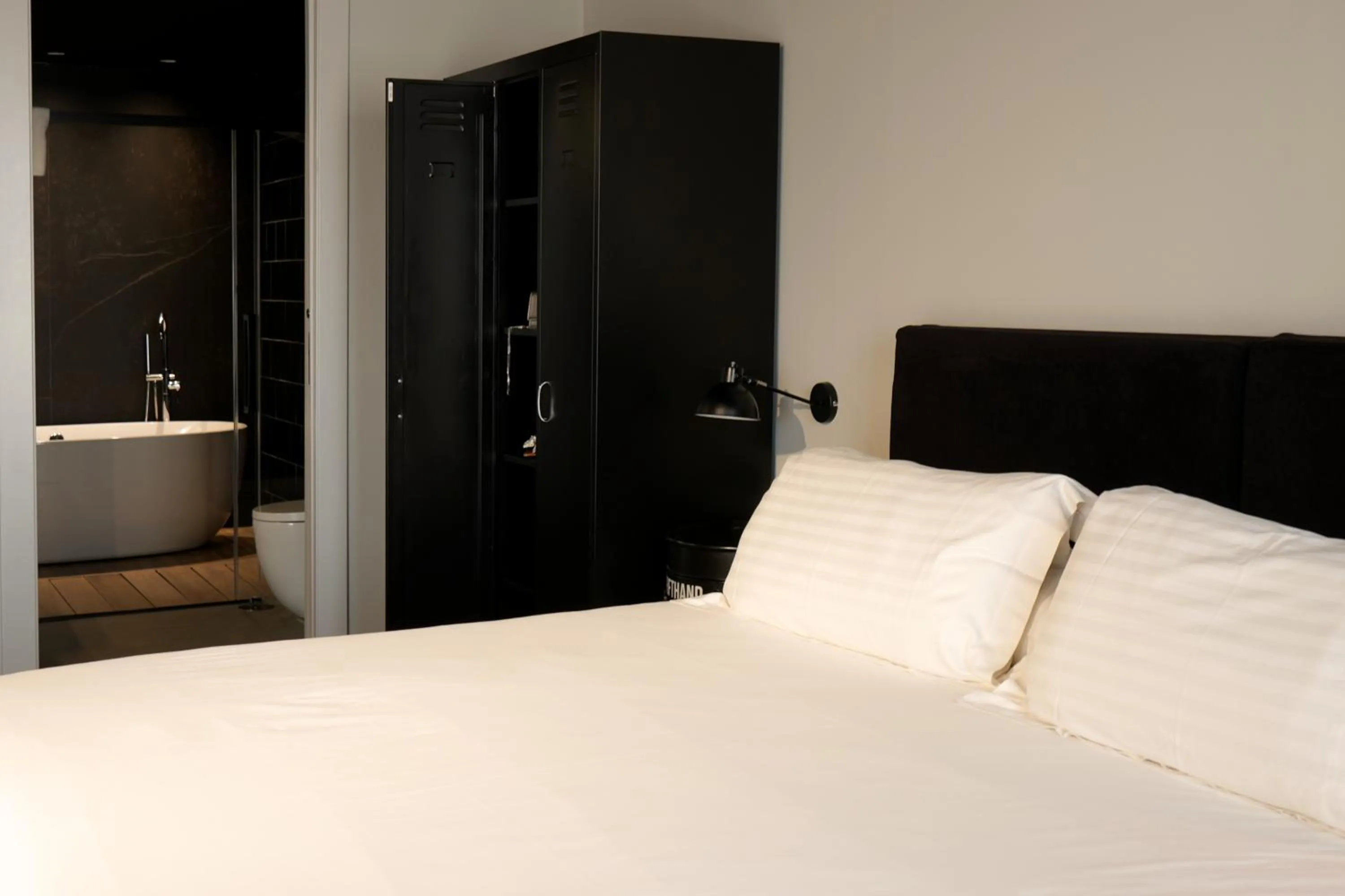 Bed in HO Paseo de Almería 9 By Olivencia