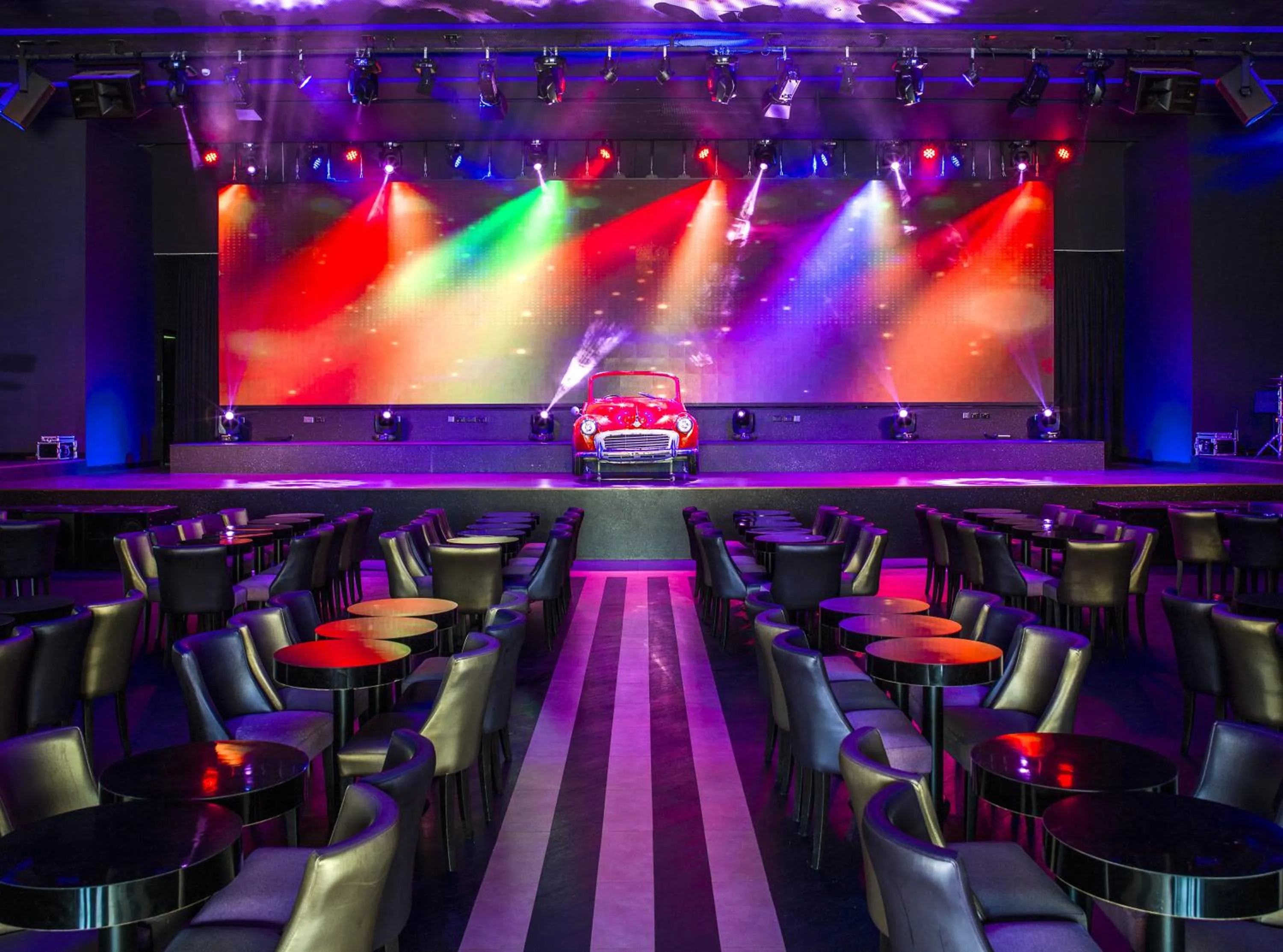 Entertainment in Olympic Lagoon Resort Ayia Napa