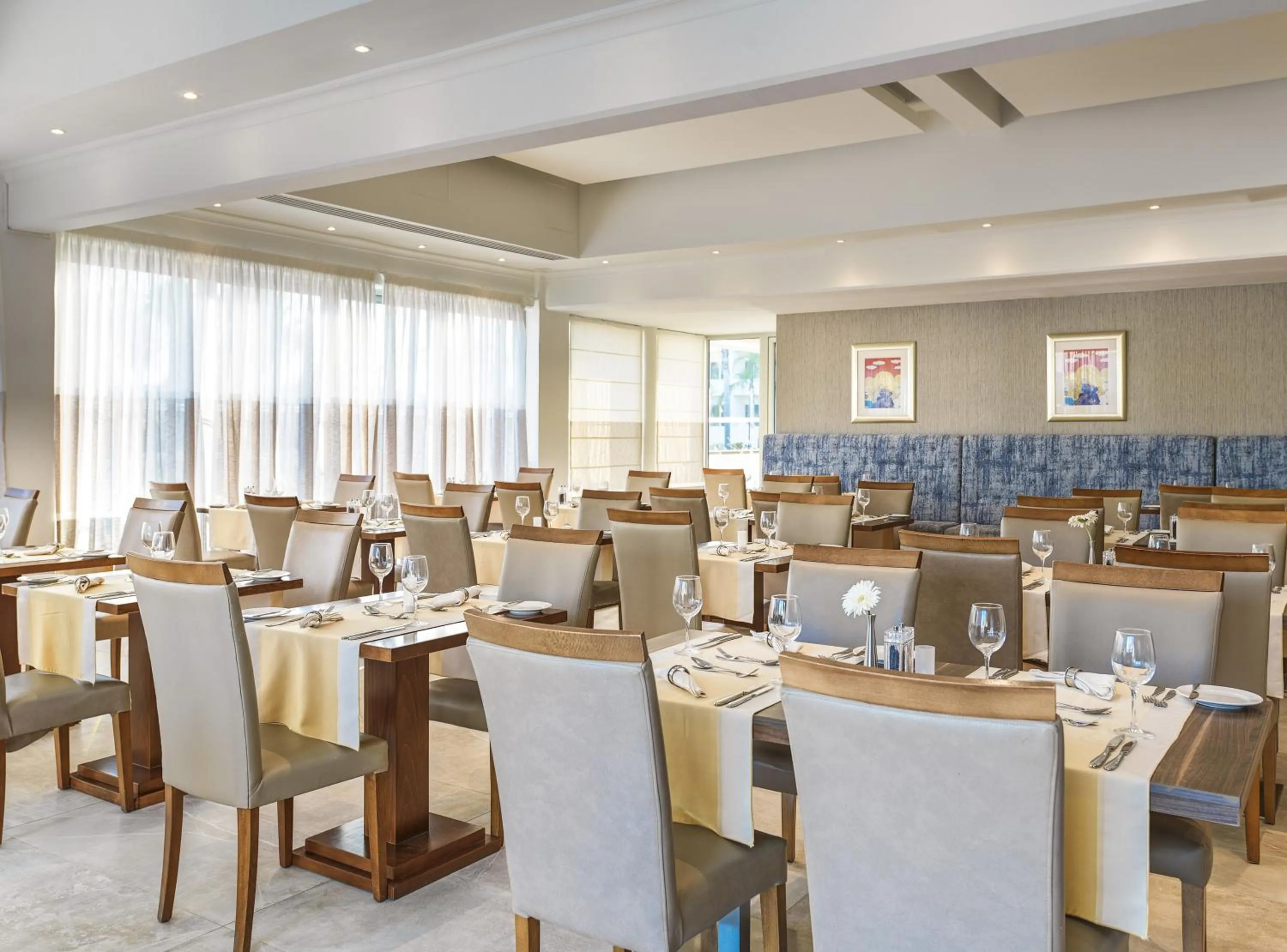 Restaurant/places to eat in Olympic Lagoon Resort Ayia Napa