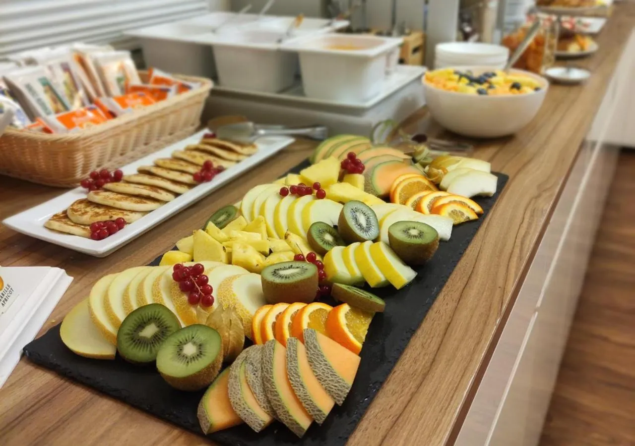 Breakfast in REGIOHOTEL Germania am Kurpark Bad Harzburg