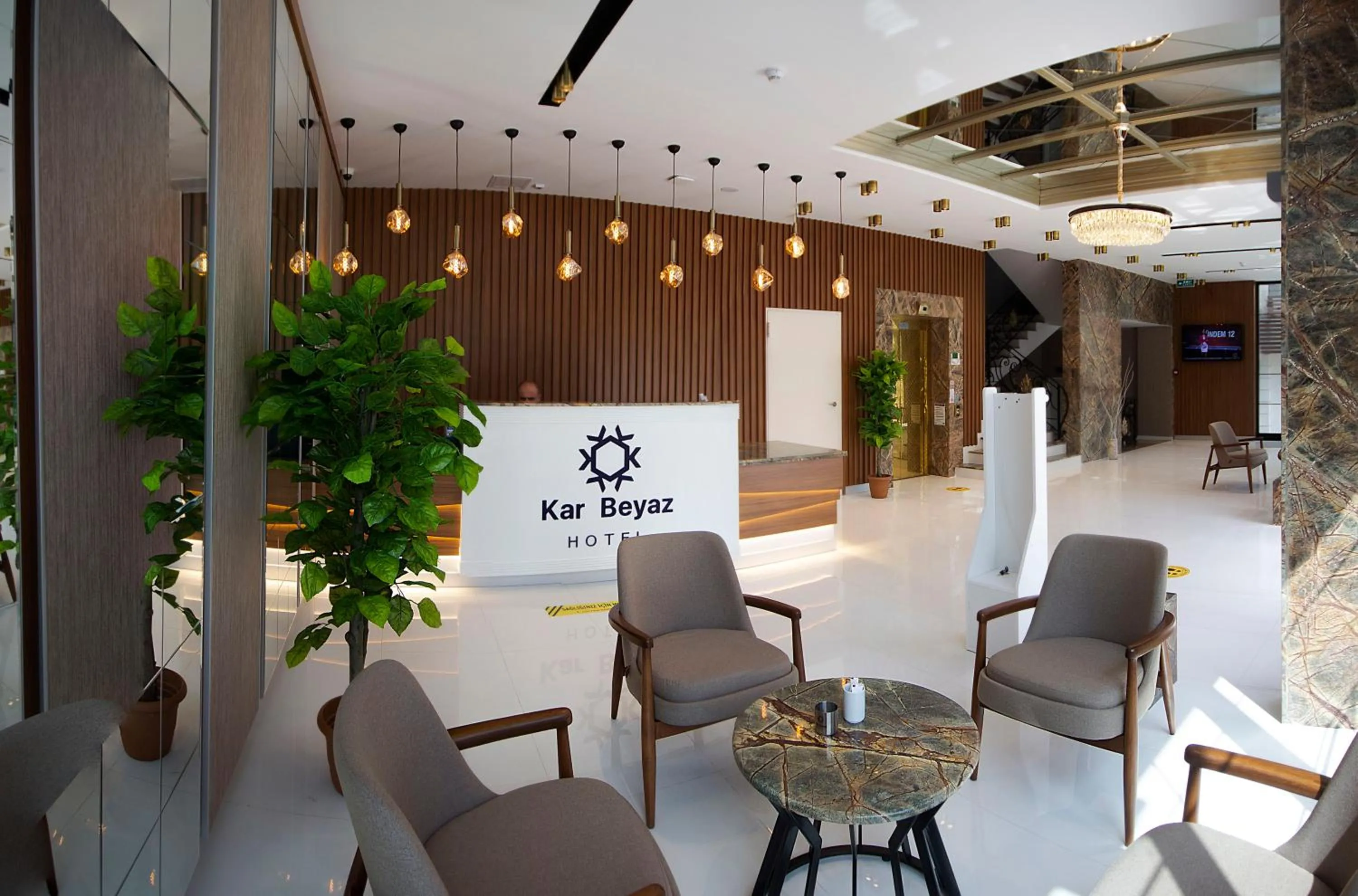 Lobby or reception in KAR BEYAZ HOTEL BURSA