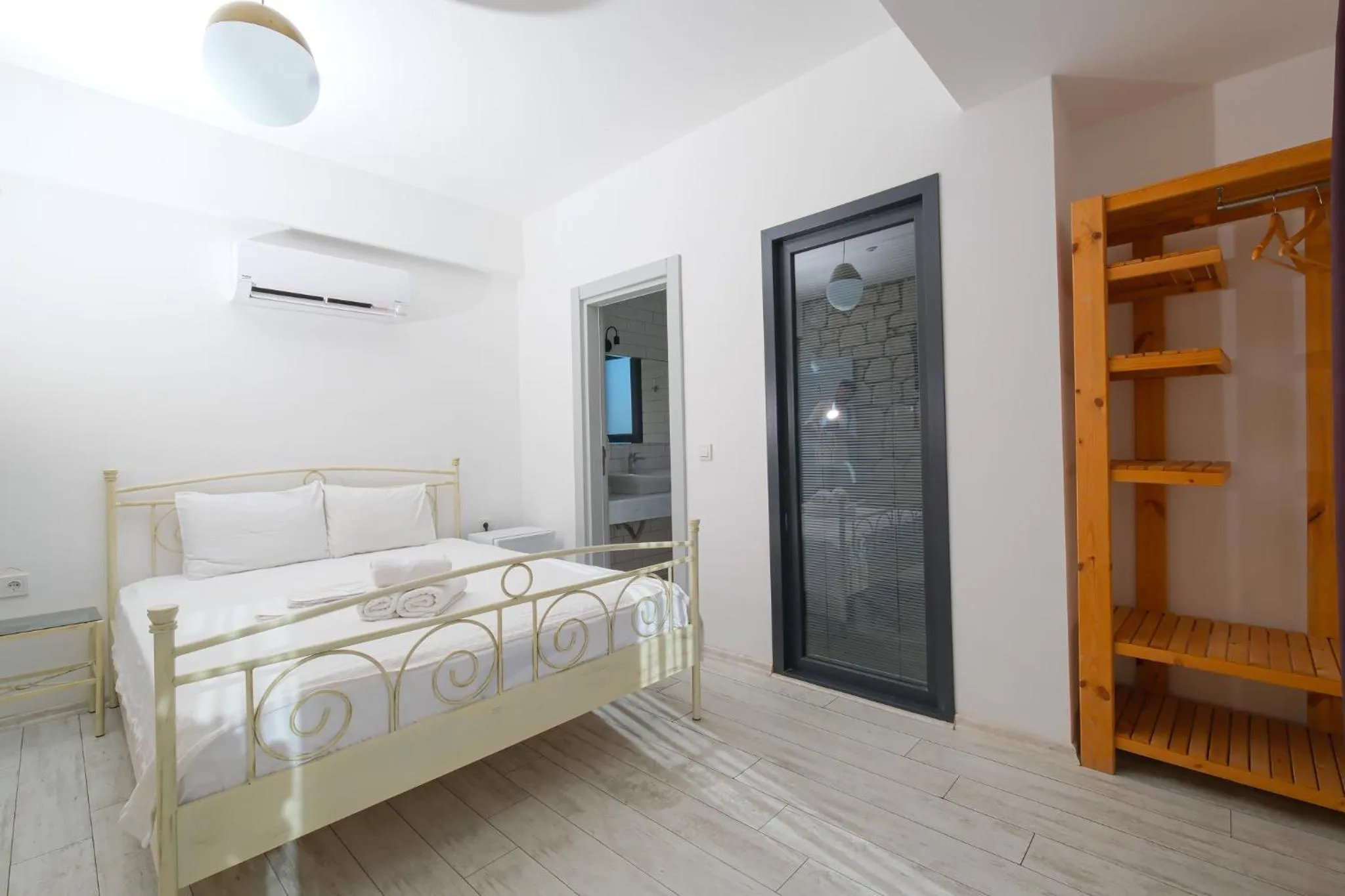 Bed in Kybele Alaçatı