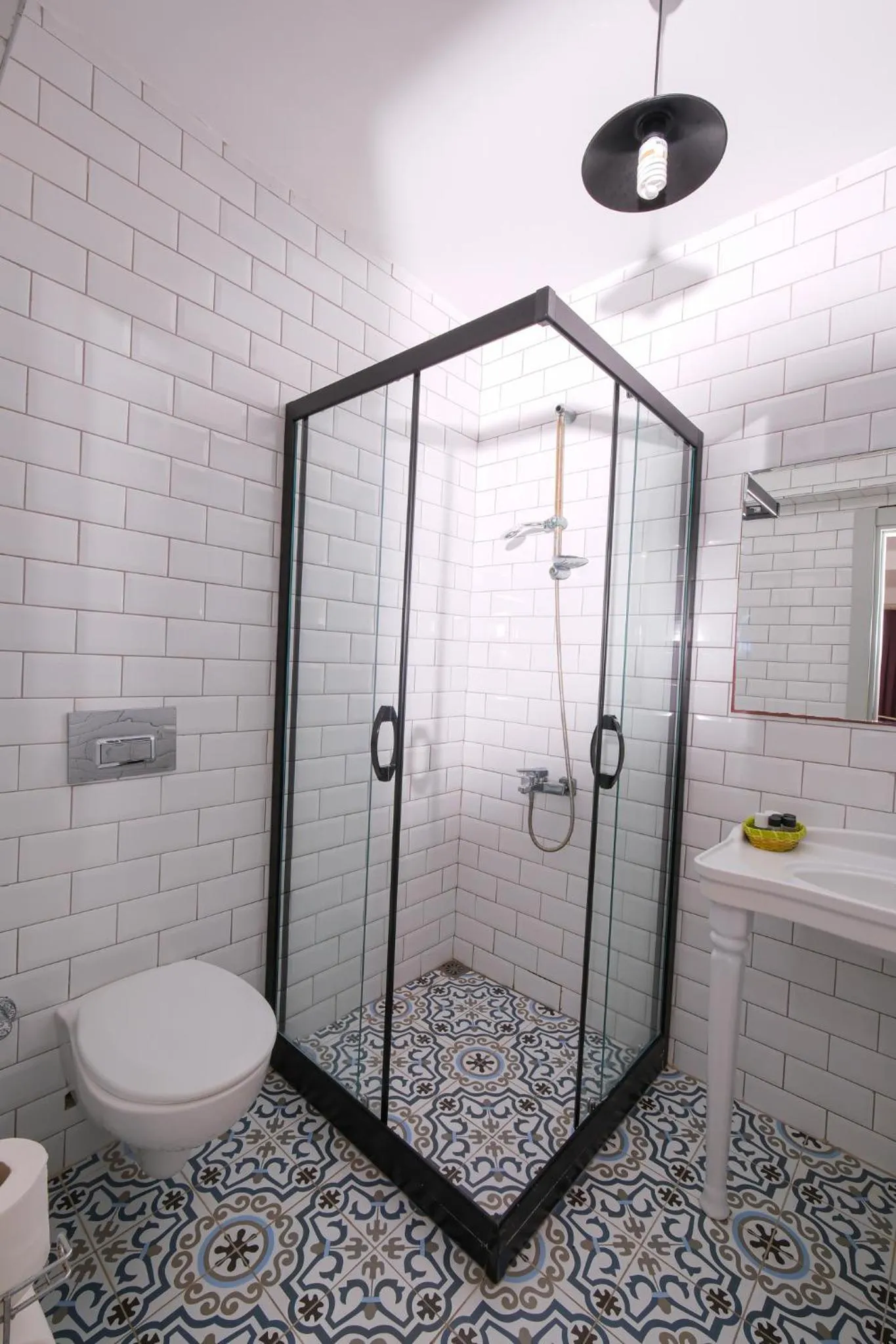 Shower in Kybele Alaçatı