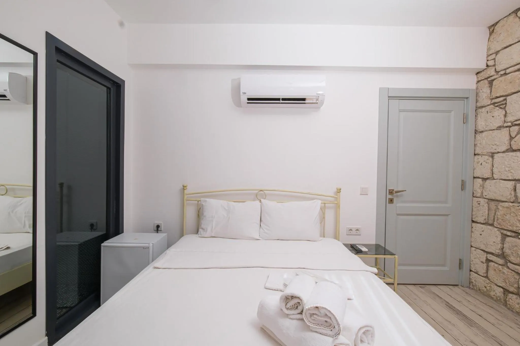 Bed in Kybele Alaçatı