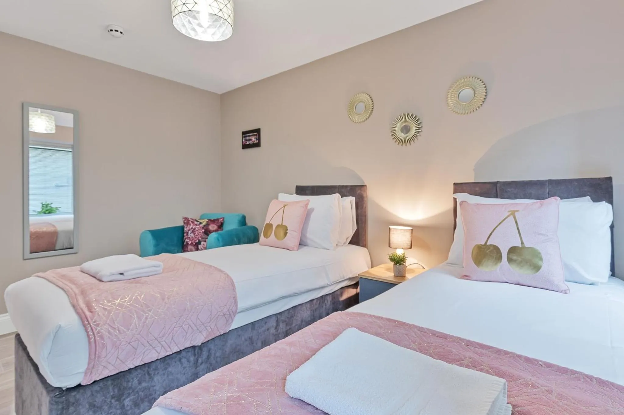 Bed in Ocean Walk - By My Getaways - Free Parking