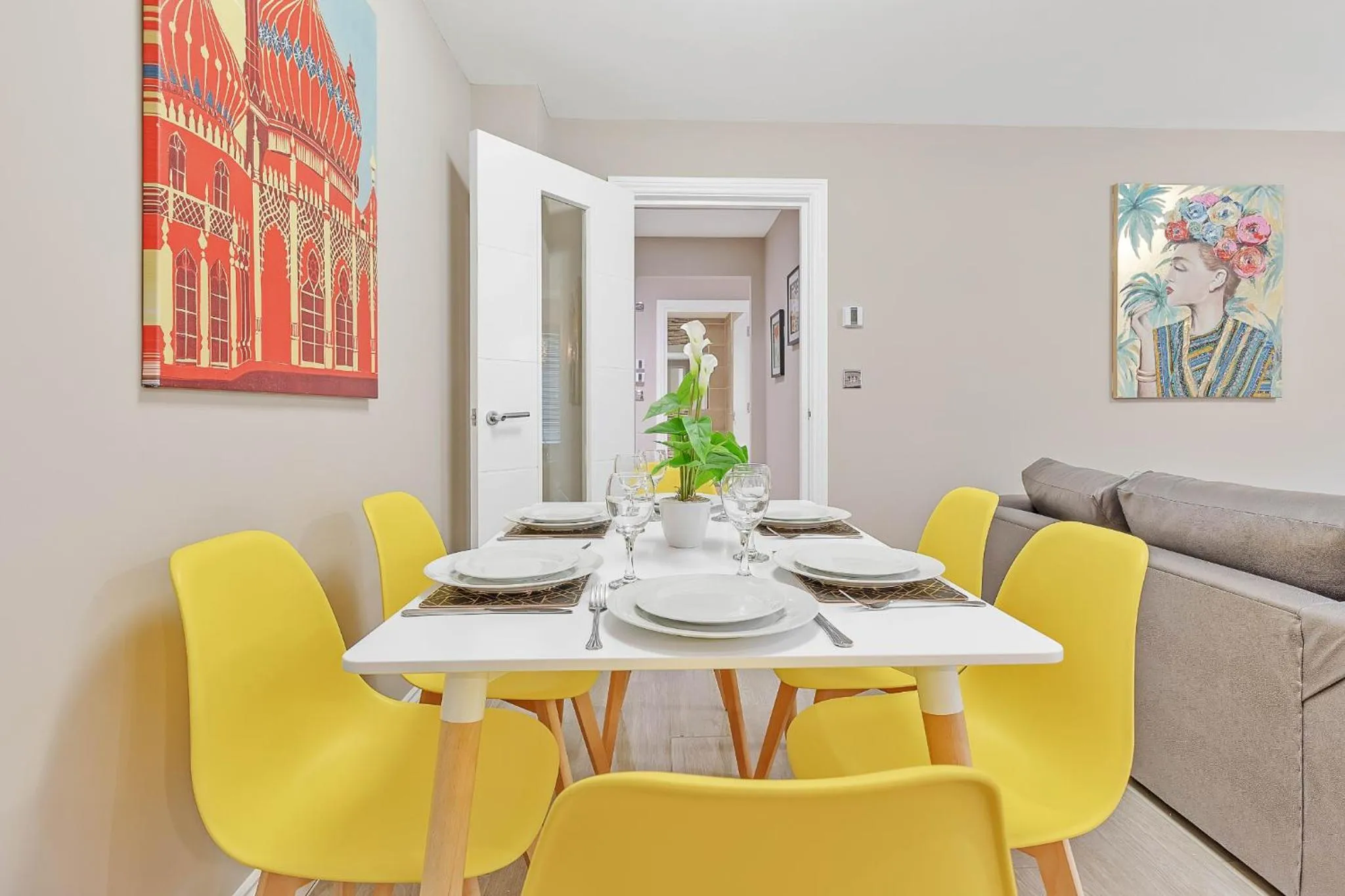 Living room in Ocean Walk - By My Getaways - Free Parking