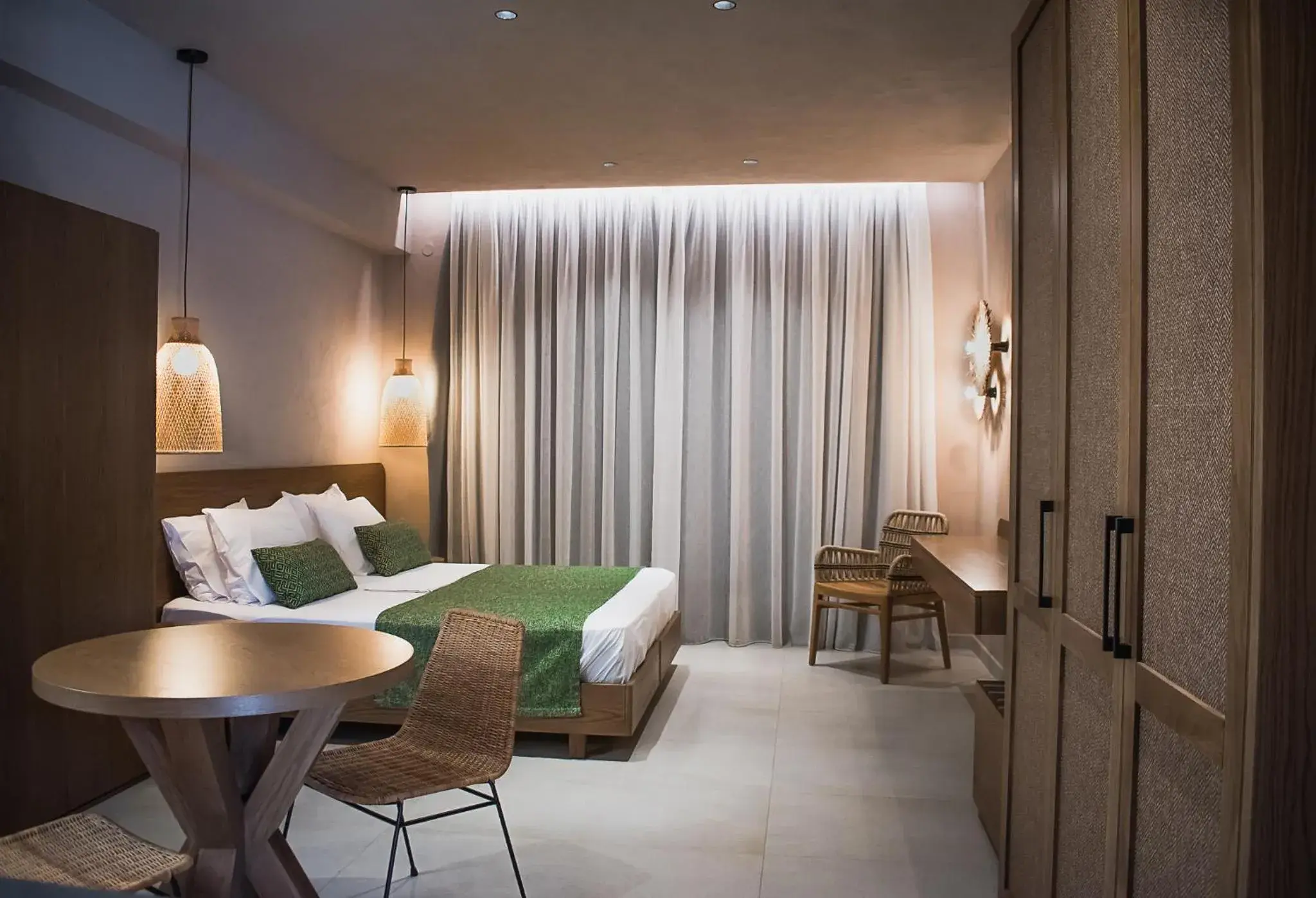 Junior Suite with Garden View - single occupancy in Panorama Hotel Junior Suite with Garden View - single occupancy in Panorama Hotel