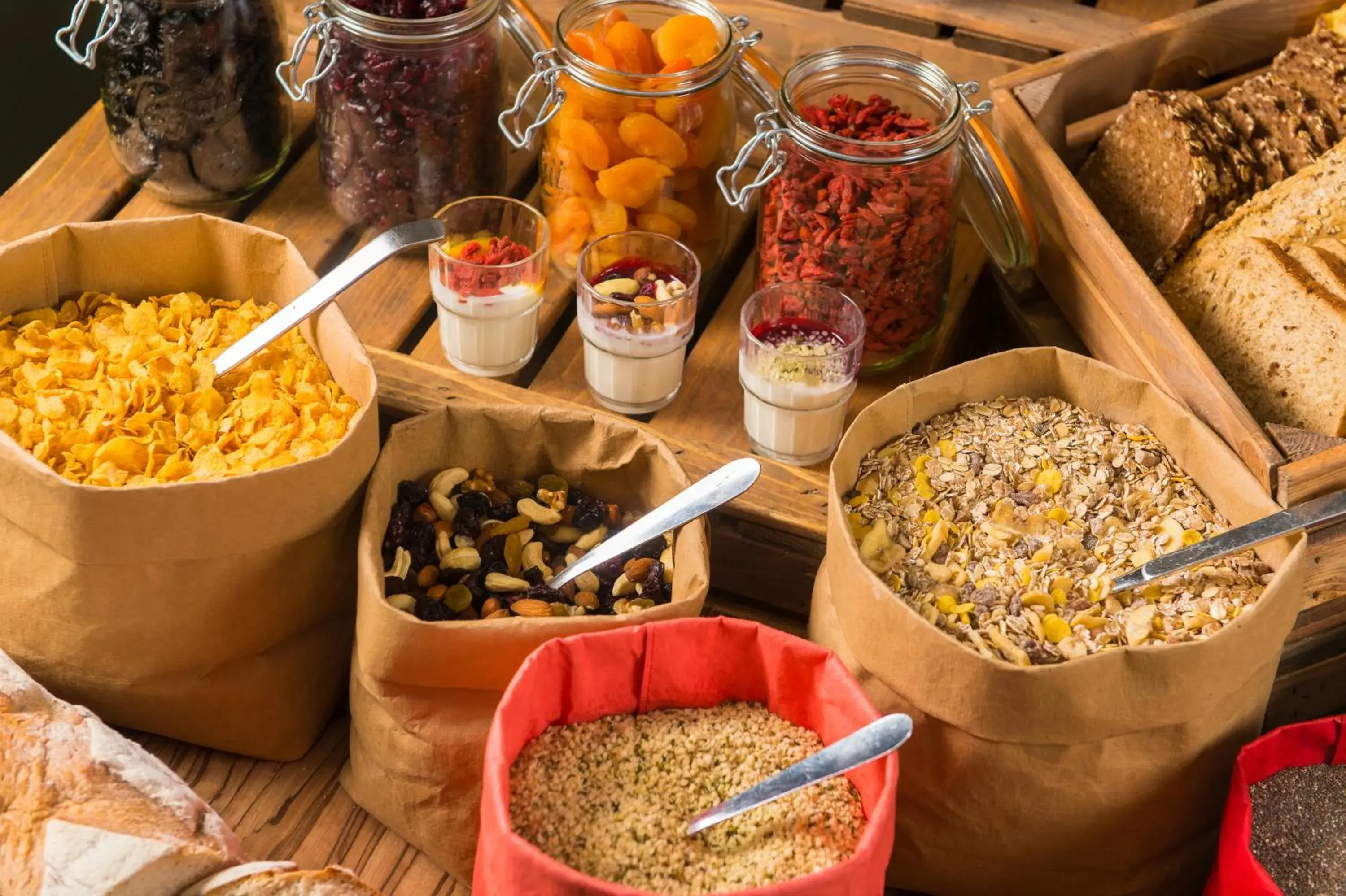 Breakfast in ibis Paris Tour Montparnasse 15eme Breakfast in ibis Paris Tour Montparnasse 15eme