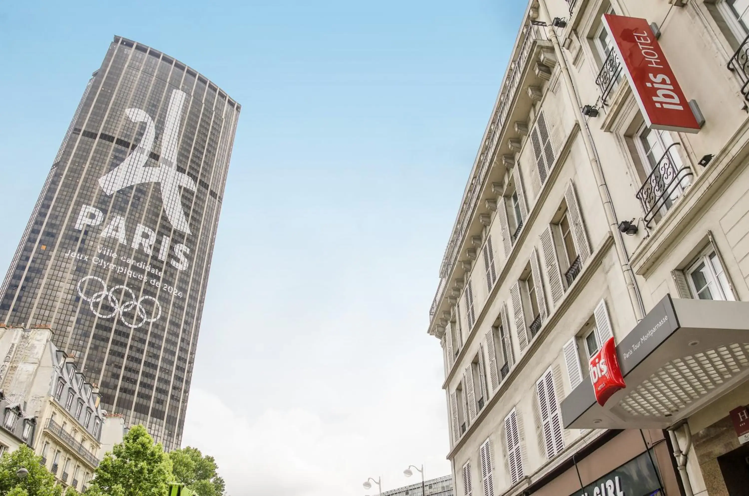 Property building in ibis Paris Tour Montparnasse 15eme Property building in ibis Paris Tour Montparnasse 15eme