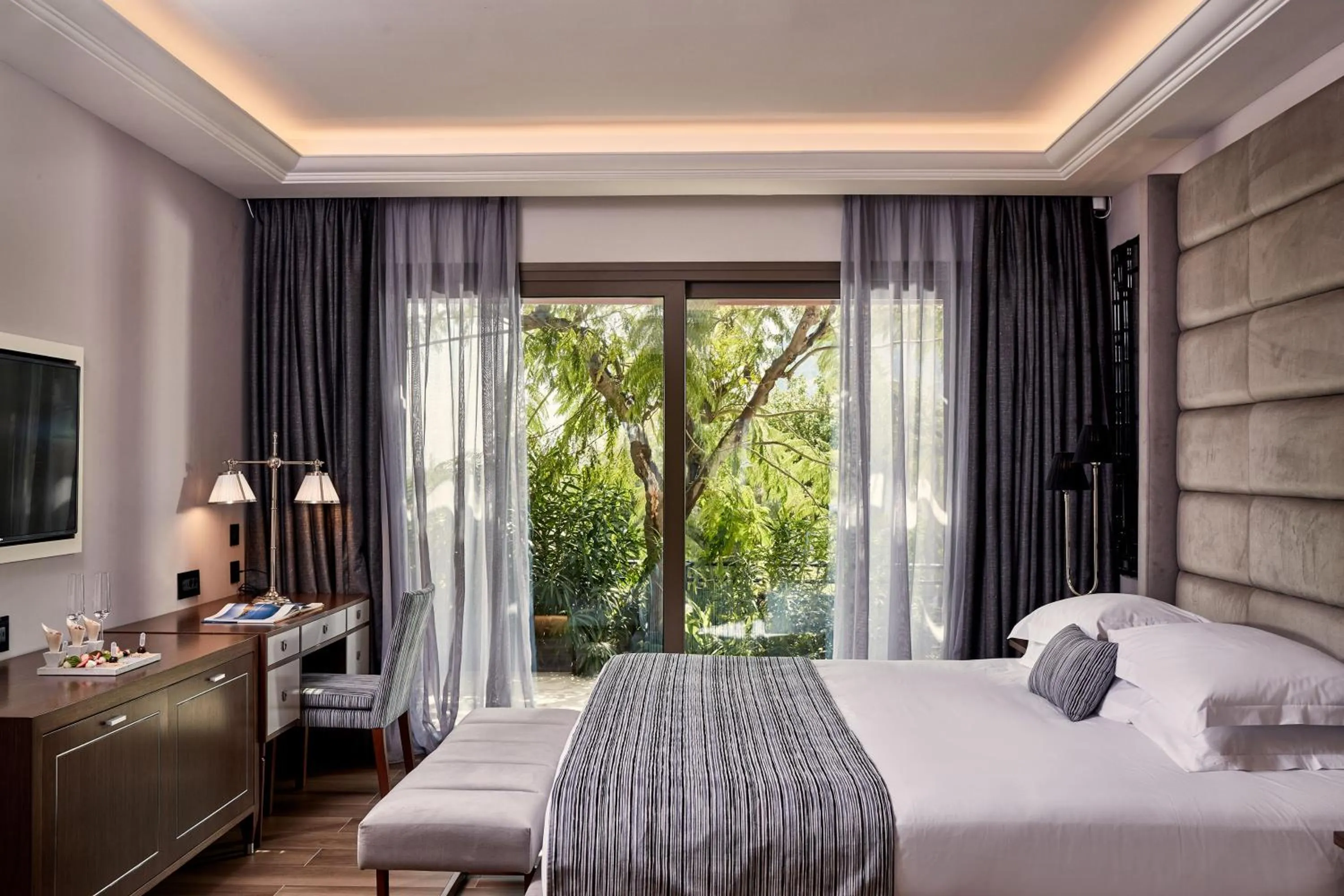 Bedroom, Bed in Atlantica Imperial Resort - Adults Only