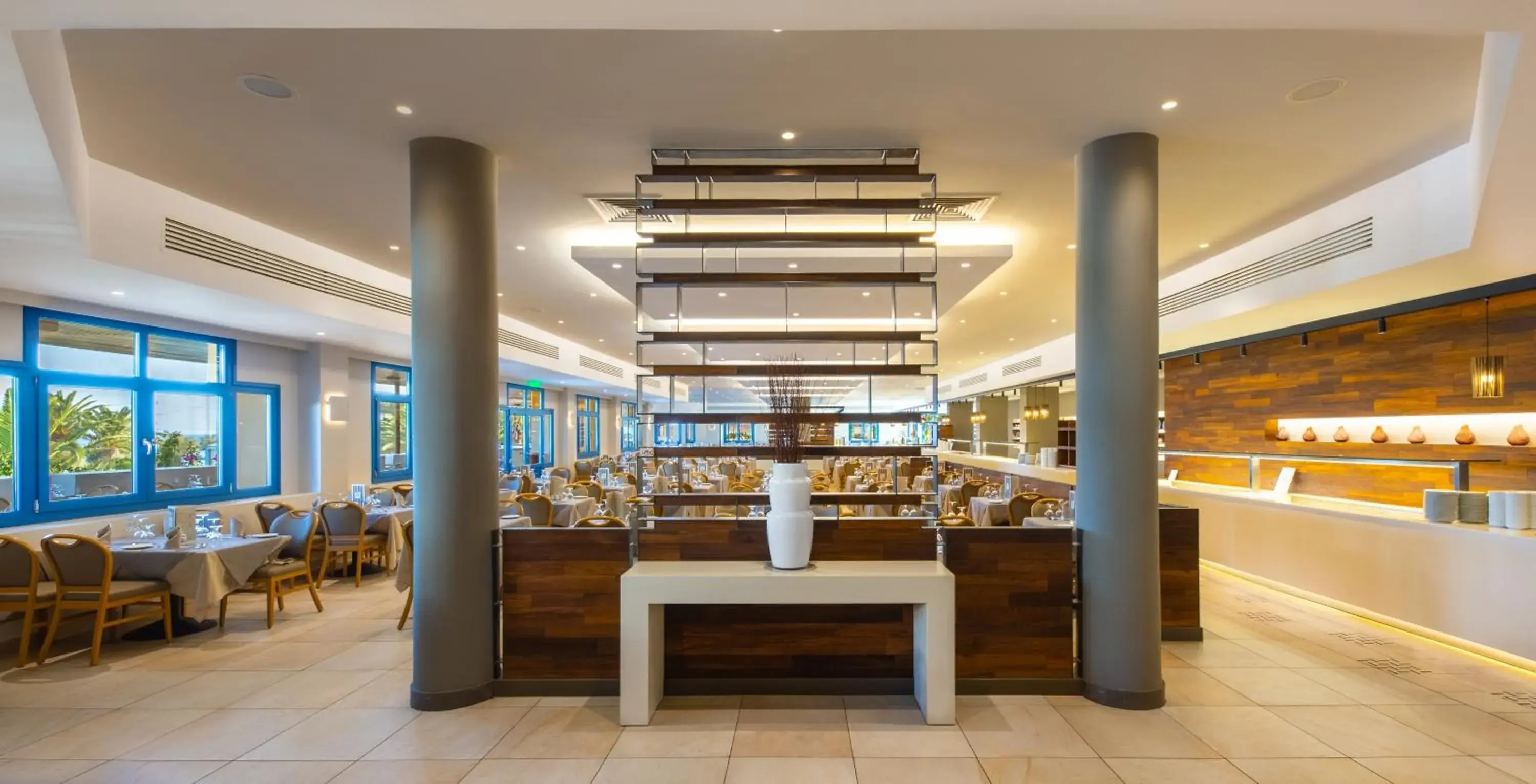 Restaurant/places to eat in Lagas Aegean Village Restaurant/places to eat in Lagas Aegean Village