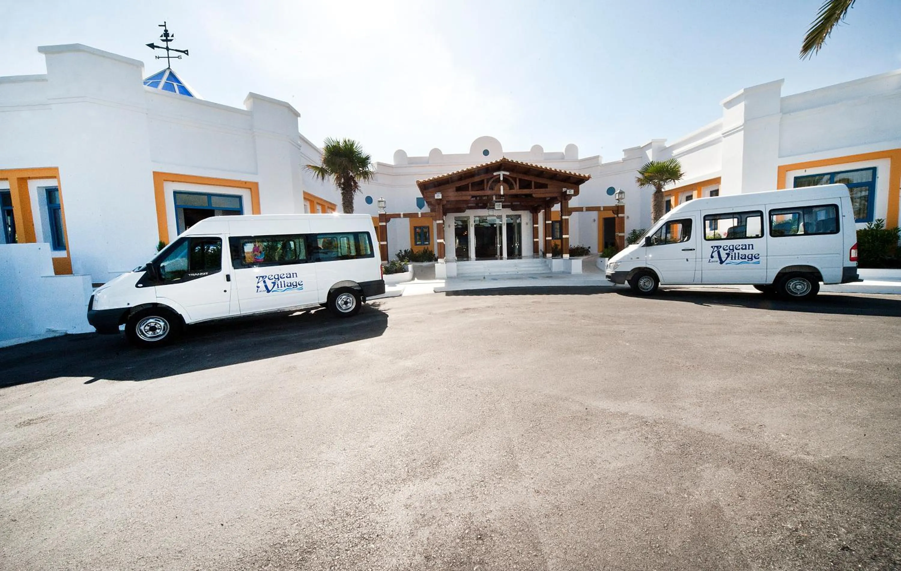 Facade/entrance in Lagas Aegean Village