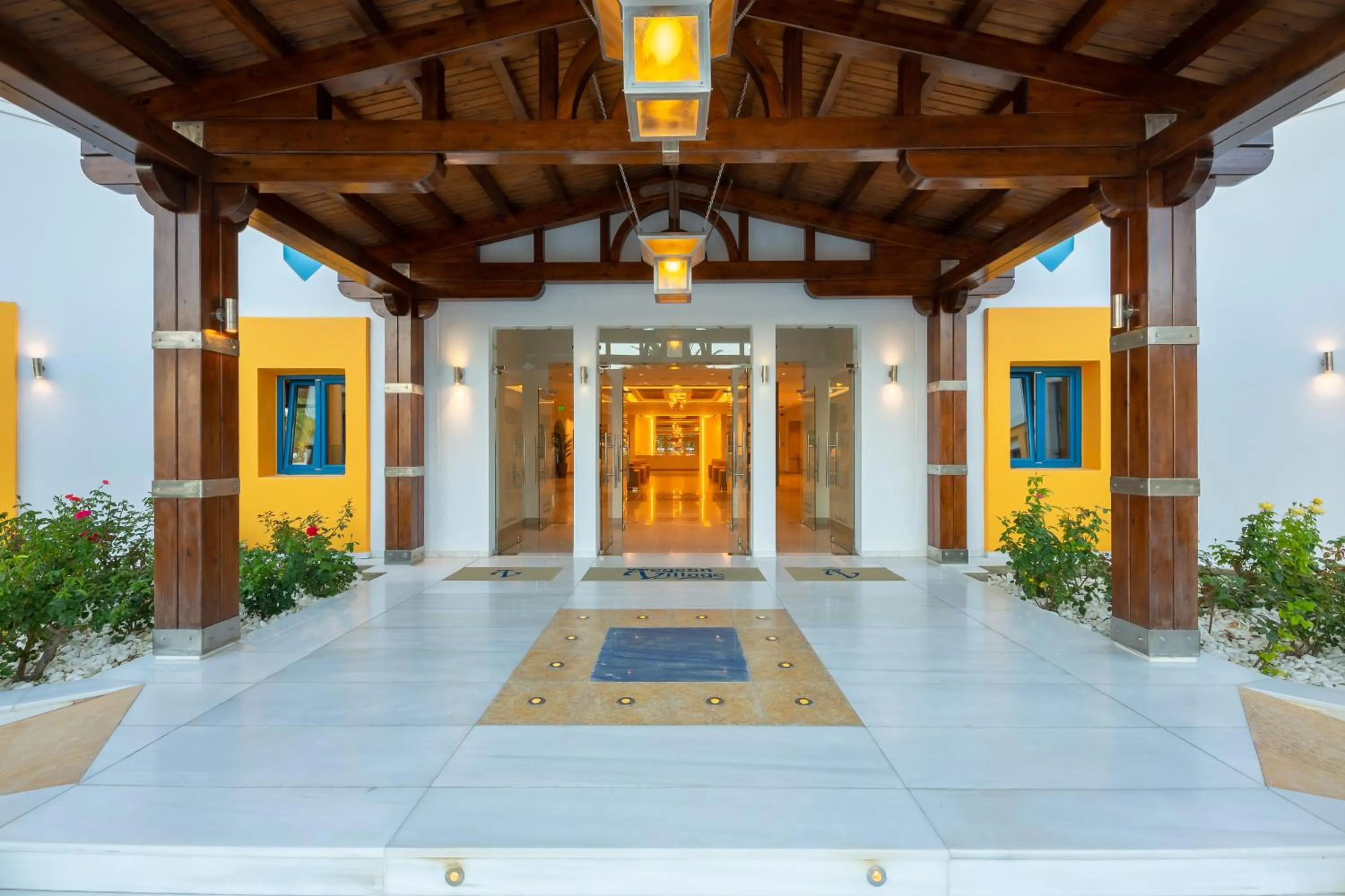 Facade/entrance in Lagas Aegean Village