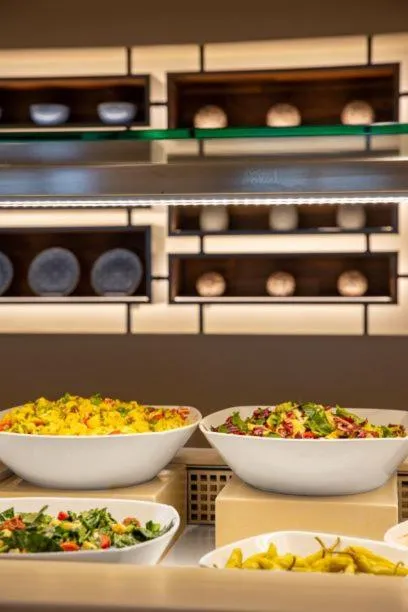 Restaurant/places to eat in Lagas Aegean Village