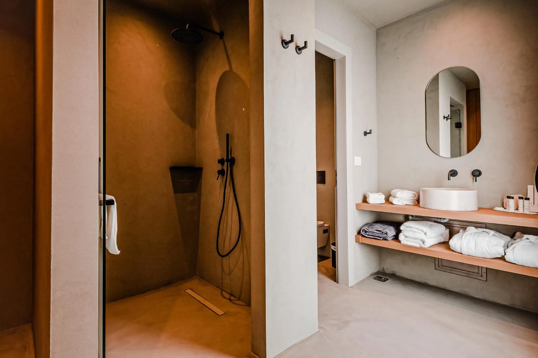 Bathroom in Amarelo Suites
