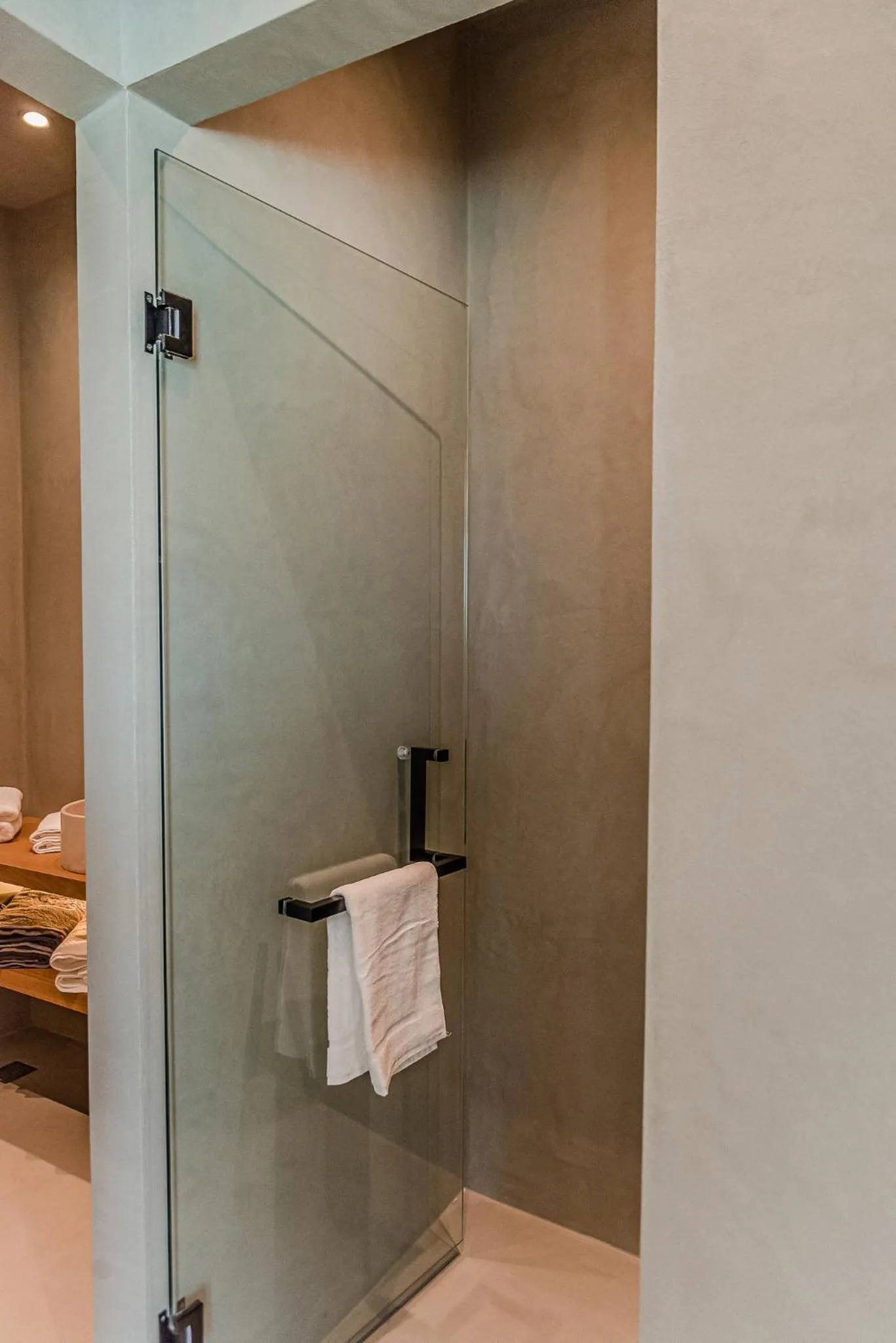 Bathroom in Amarelo Suites