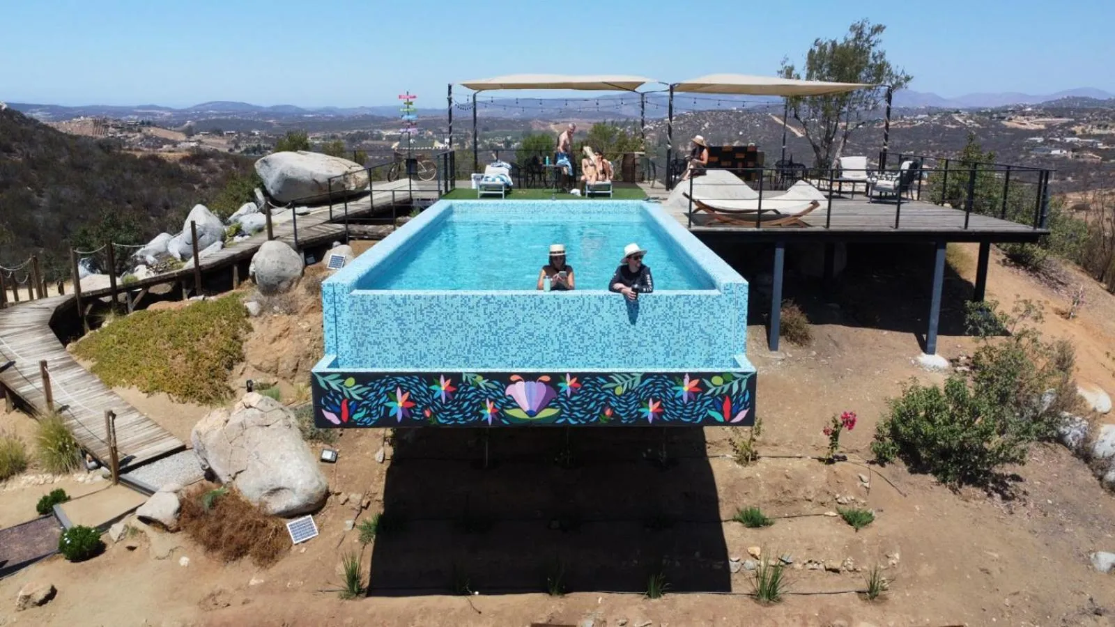 Pool view in Origen75 Loft - Villas - Skypool - Viñedo, Valle de Guadalupe