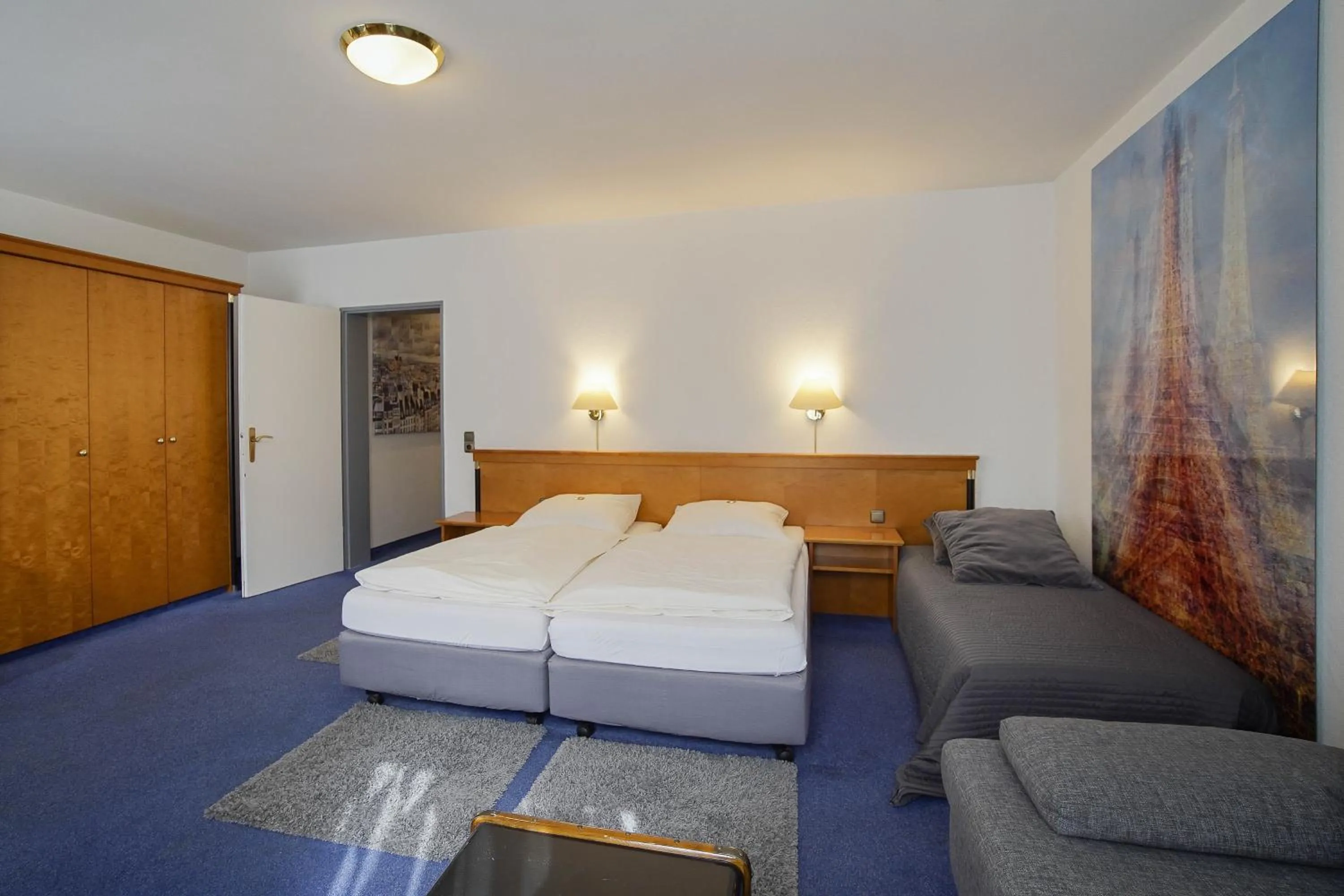 Photo of the whole room, Bed in Hotel Maxim