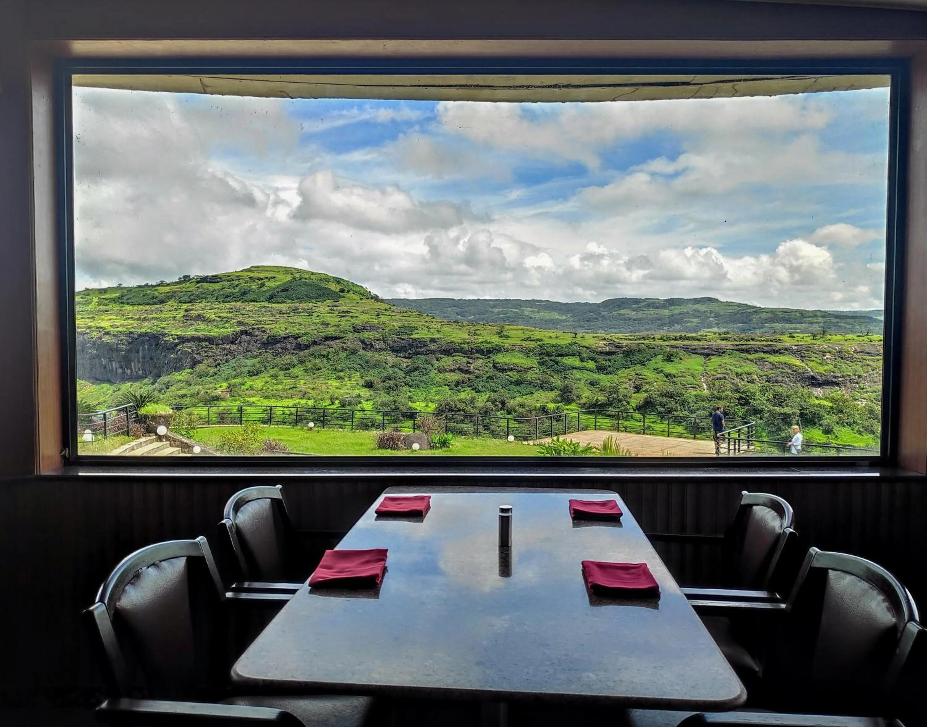 Restaurant/places to eat in Upper Deck Resort - Stay and Relax at the Highest Peak Lonavala