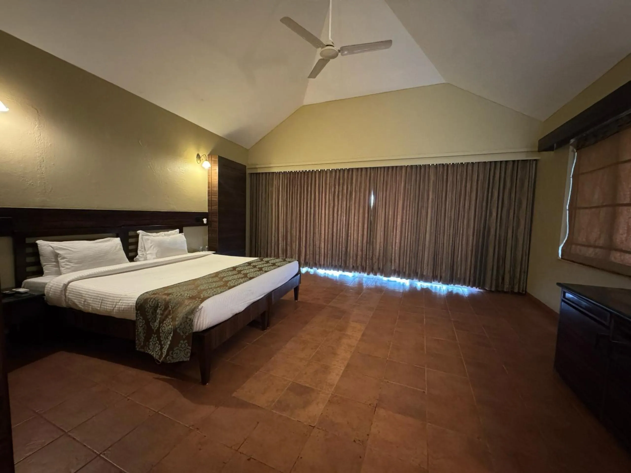 Bed in Upper Deck Resort - Stay and Relax at the Highest Peak Lonavala