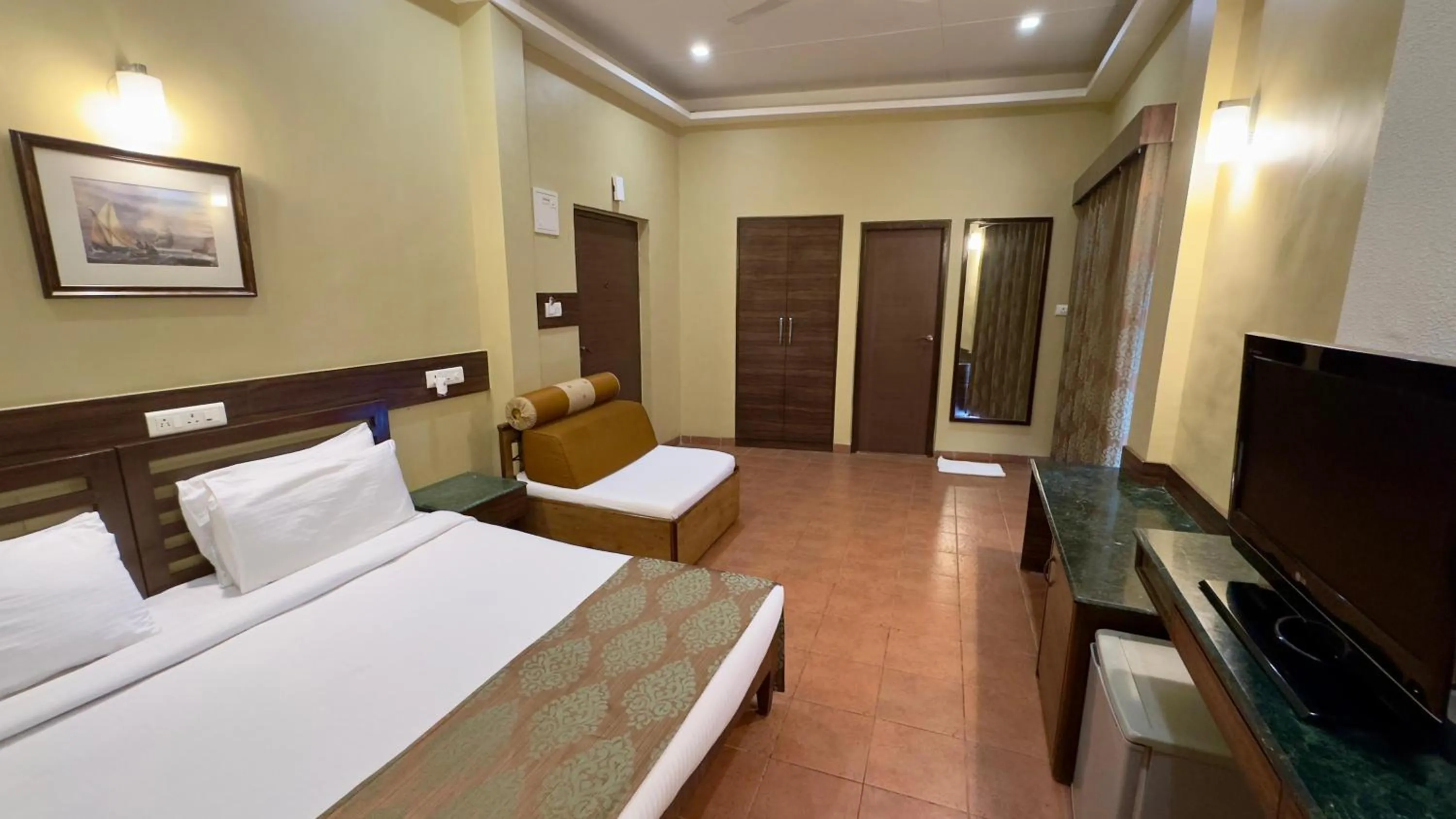 Bed in Upper Deck Resort - Stay and Relax at the Highest Peak Lonavala