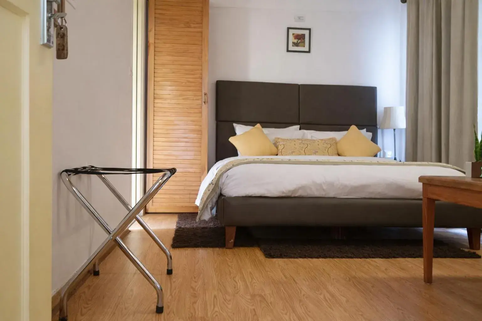 Bedroom, Bed in The Pinewood, Nainital by Leisure Hotels Bedroom, Bed in The Pinewood, Nainital by Leisure Hotels