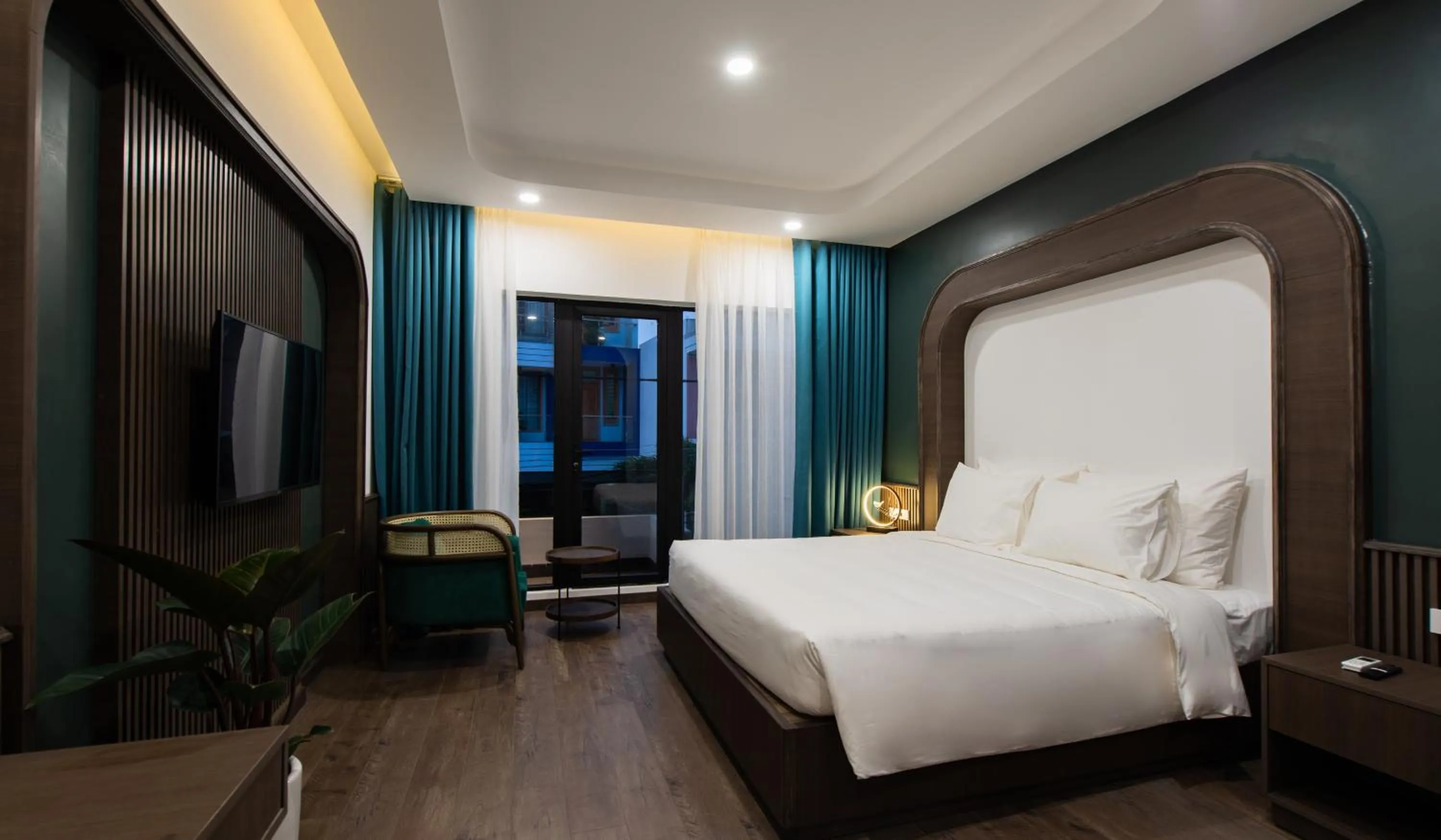 Photo of the whole room, Bed in Khách sạn gần biển Miami Tuy Hoà Phú Yên