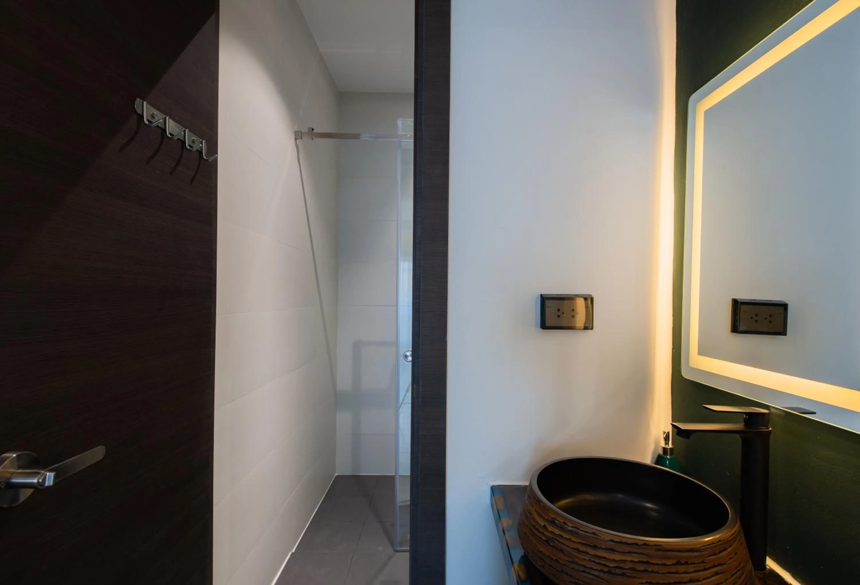 Bathroom in Khách sạn gần biển Miami Tuy Hoà Phú Yên