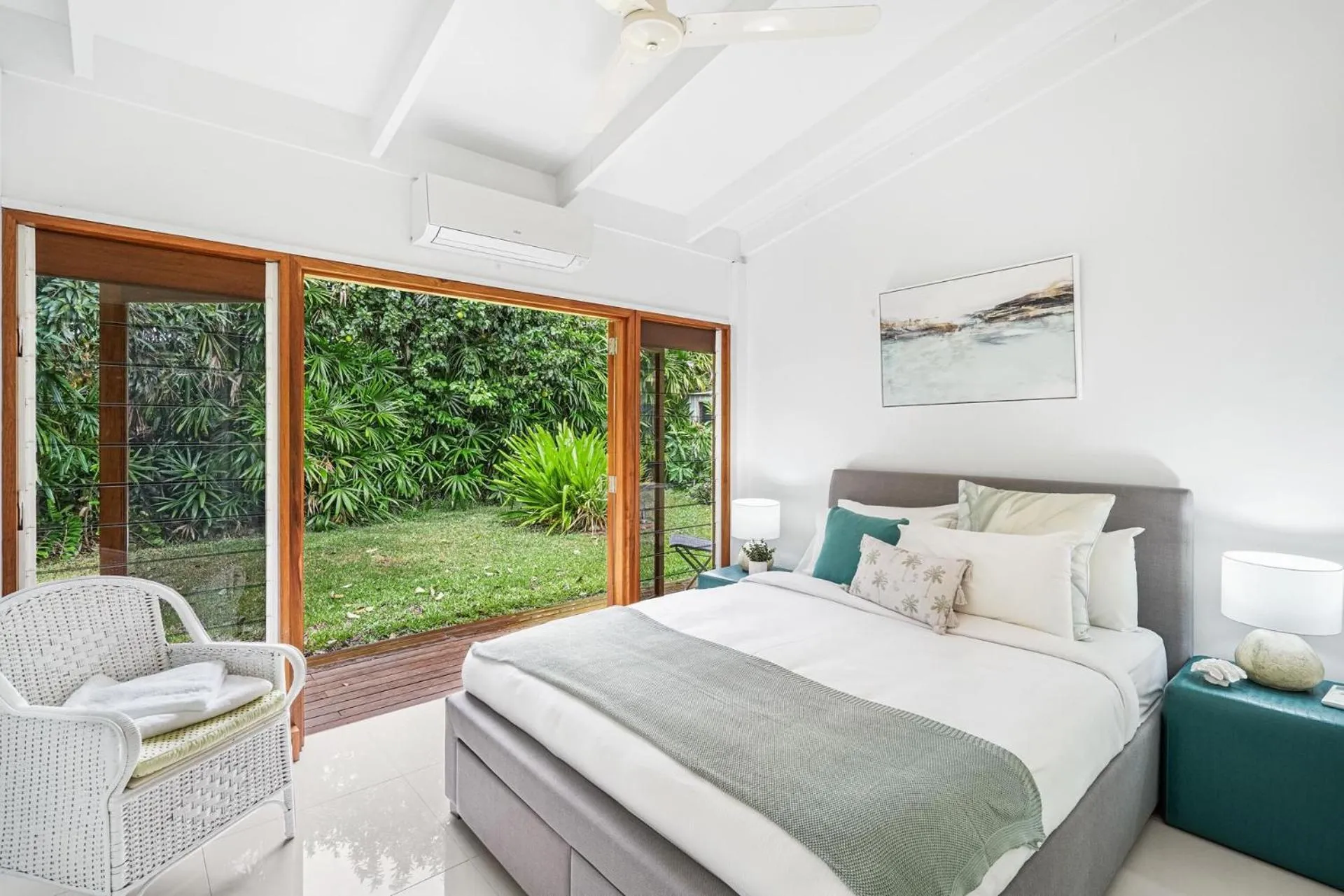 Bed in Belle Escapes Tropical Haven Holiday Home Palm Cove