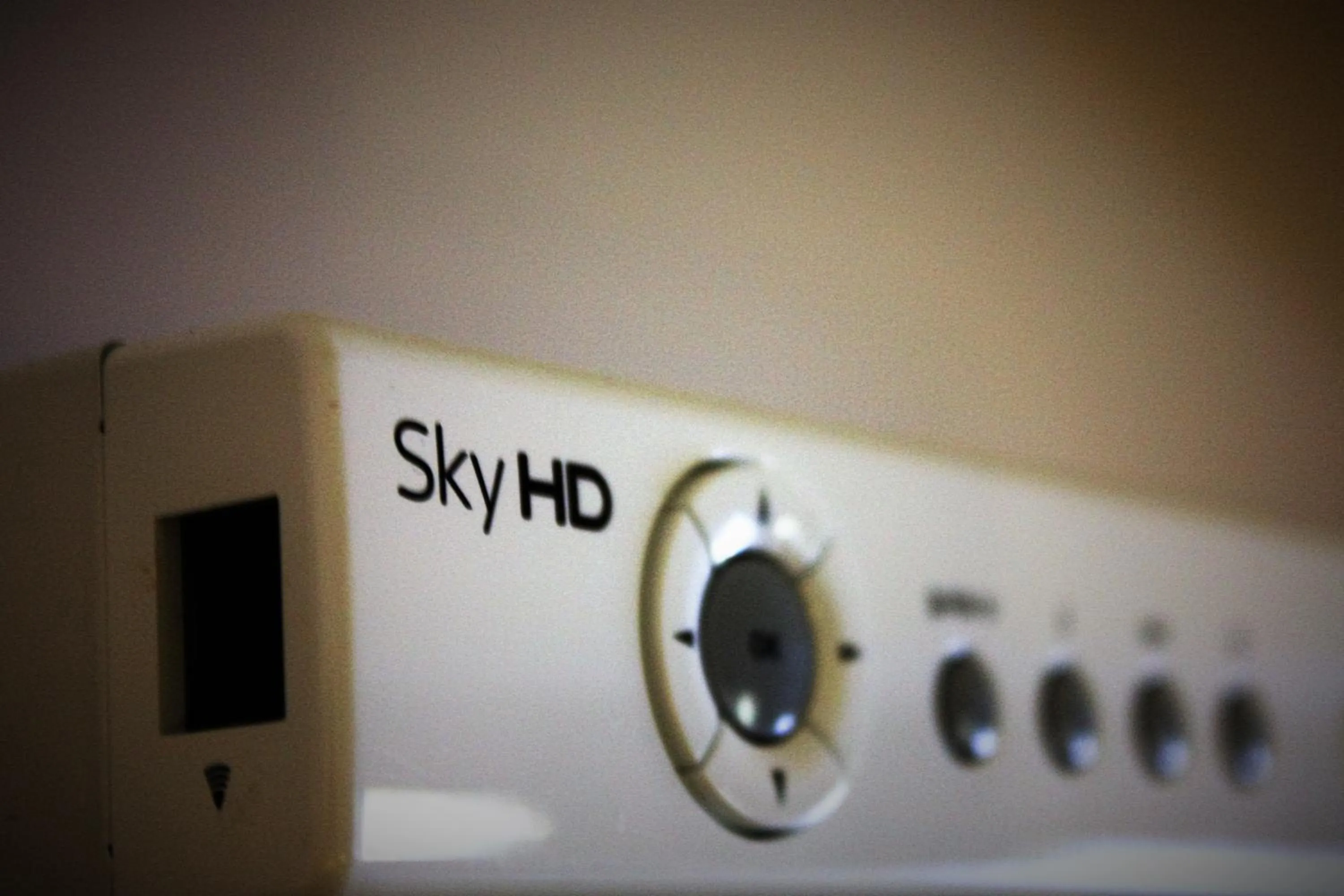 Communal lounge/ TV room in Olympic Mountains