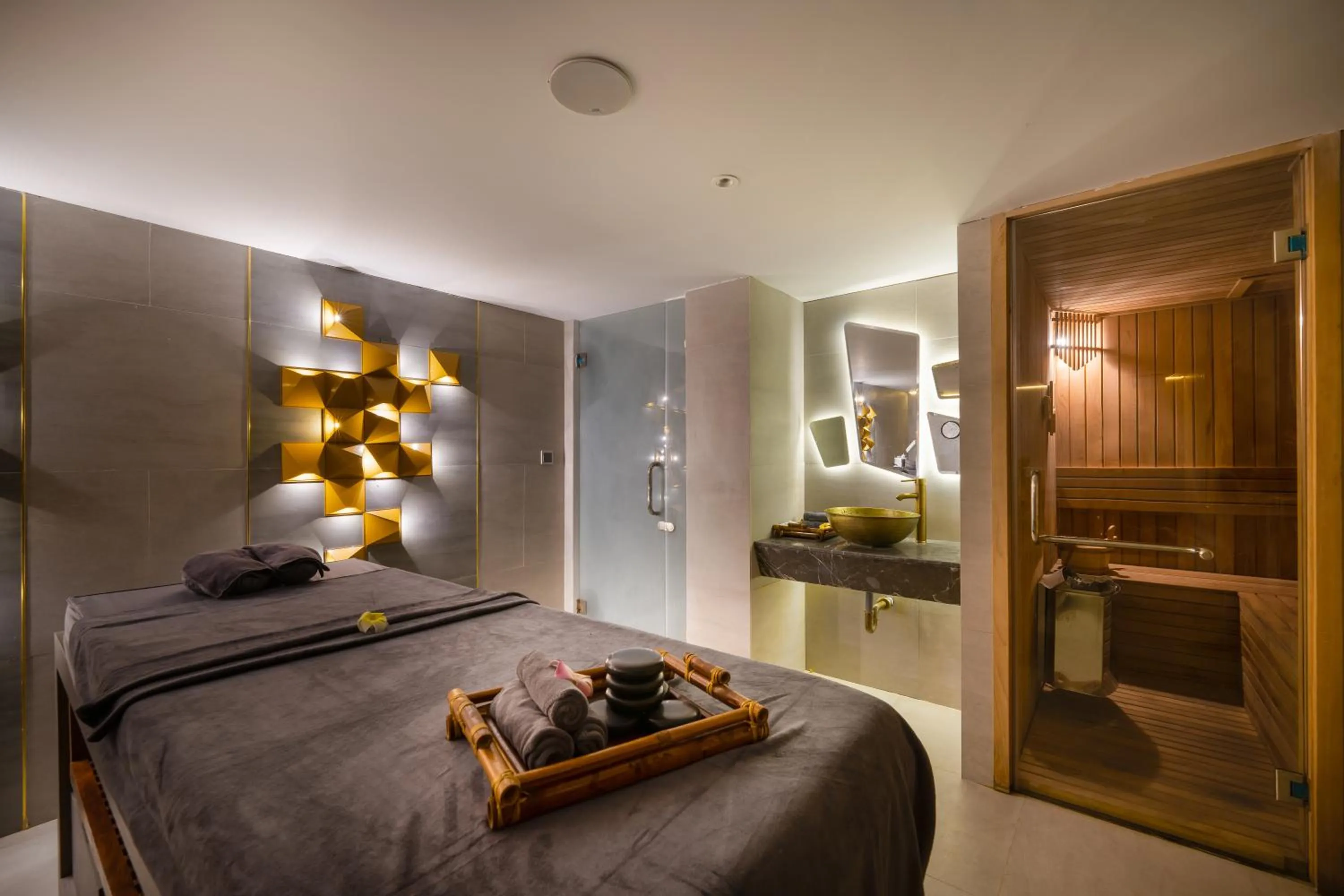 Spa and wellness centre/facilities in M SUITE Danang Beach