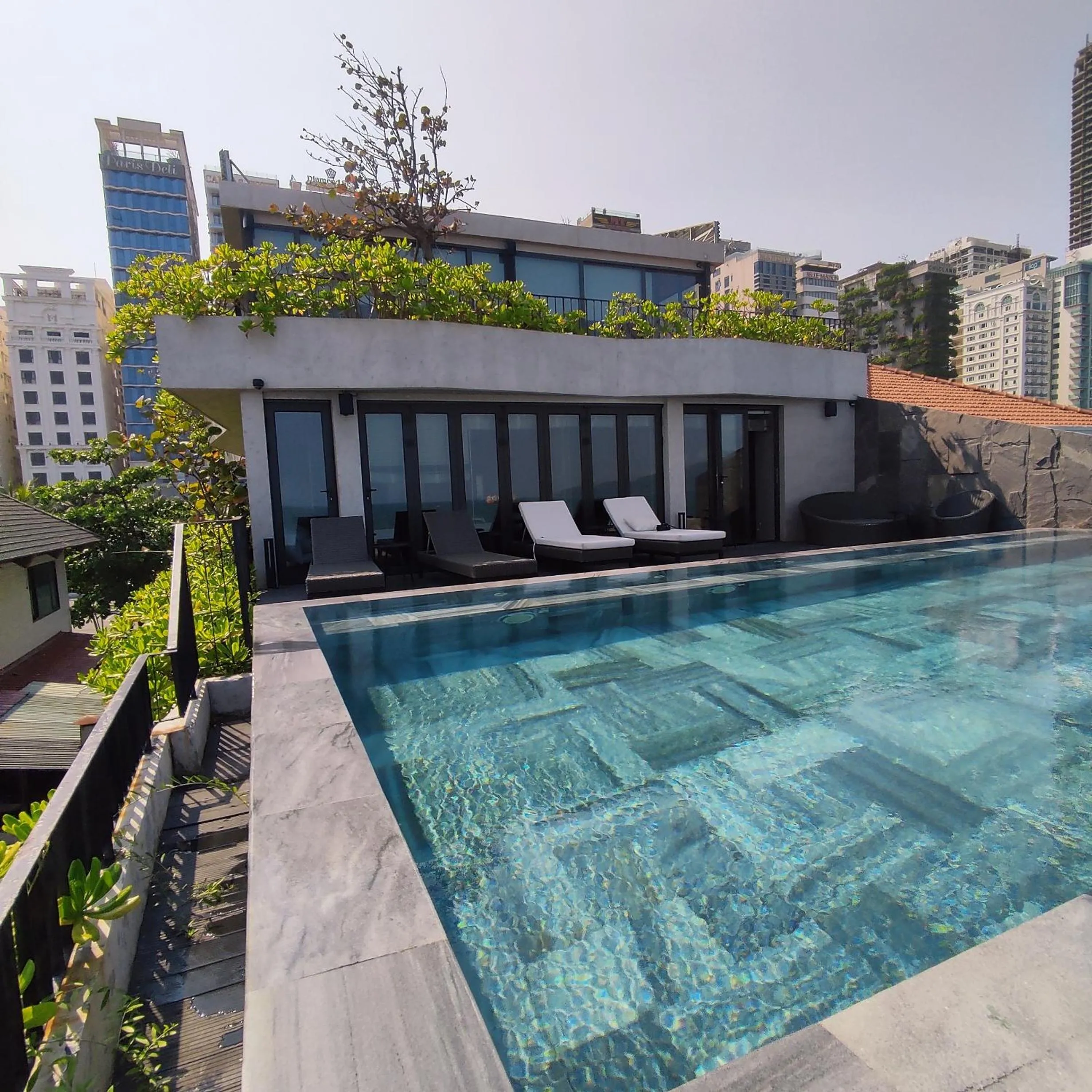 Property building in M SUITE Danang Beach