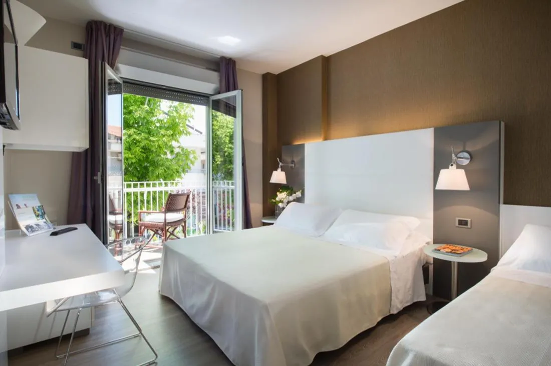 Restaurant/places to eat, Bed in Hotel Maddalena