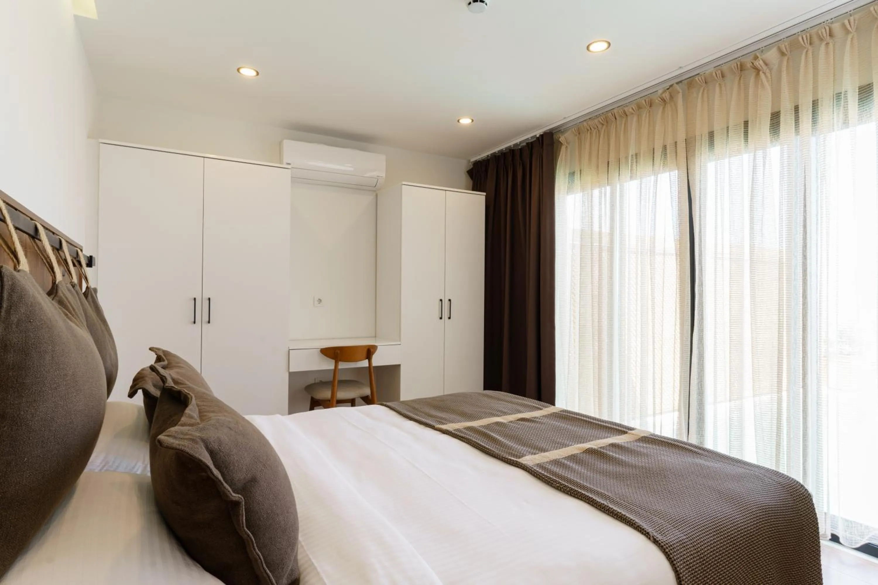 Bed in niXie Hotel & Beach - Adult Only