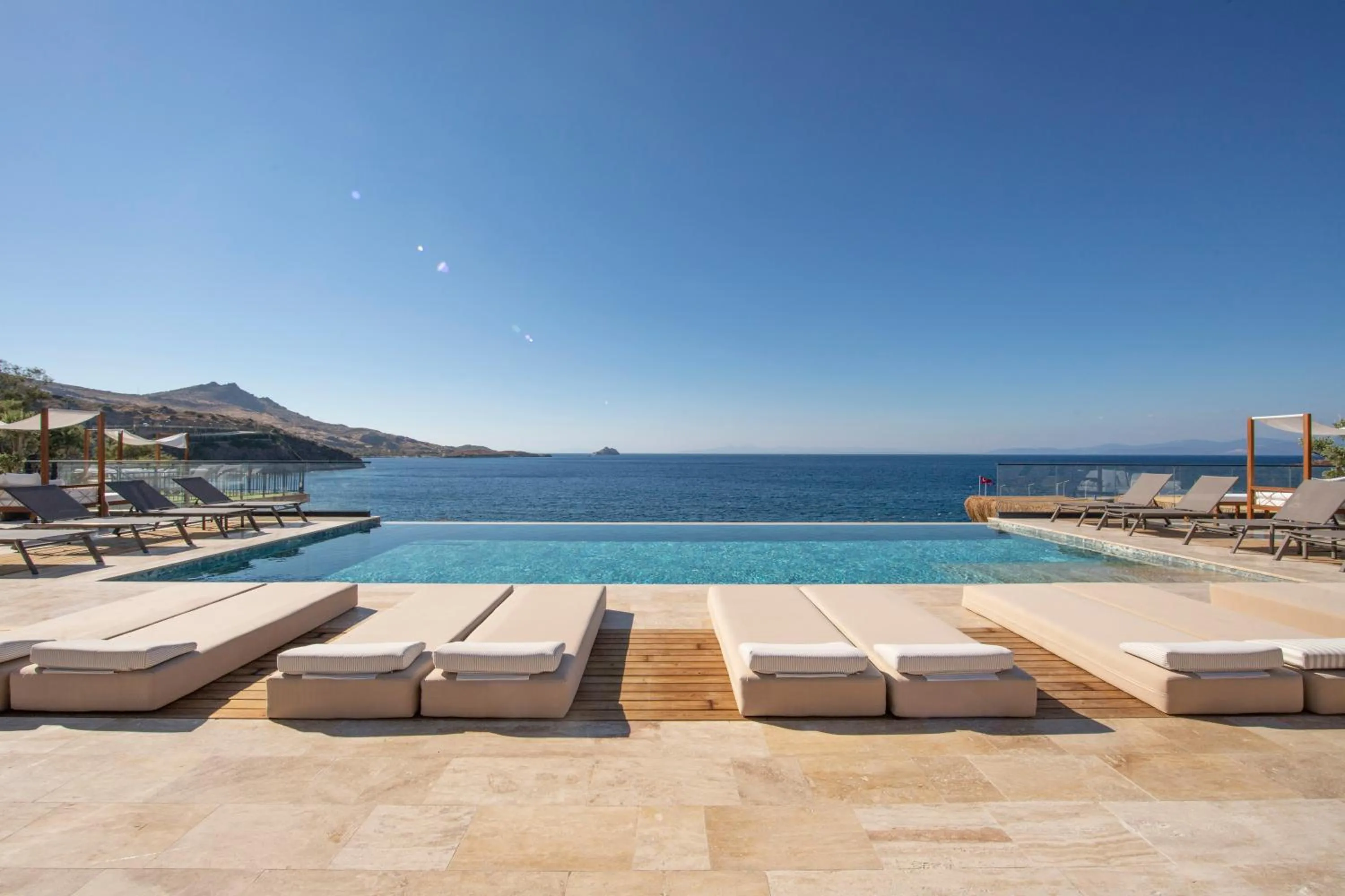 Swimming Pool in niXie Hotel & Beach - Adult Only