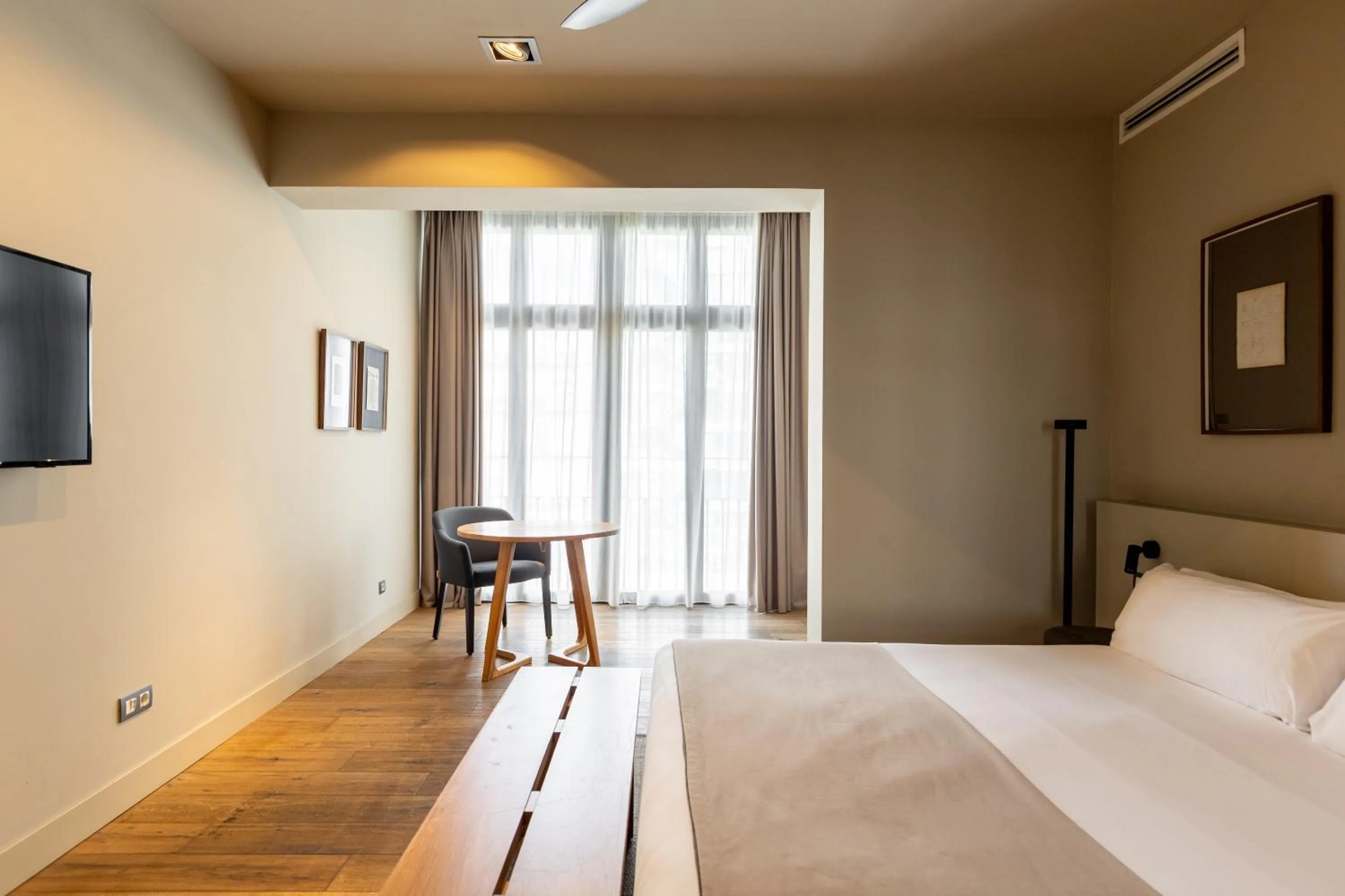 Bedroom, Bed in Colectia Stays Pau Claris