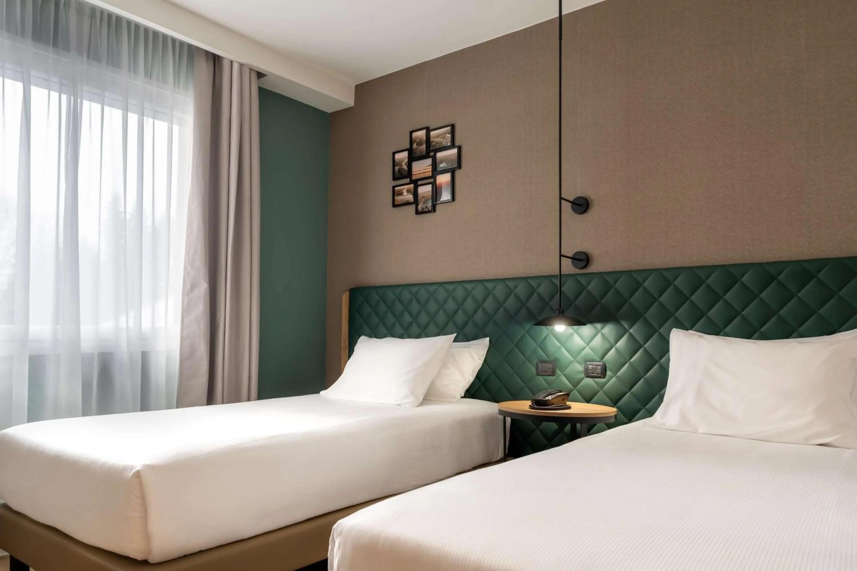 Bed in Hilton Garden Inn Milan Malpensa