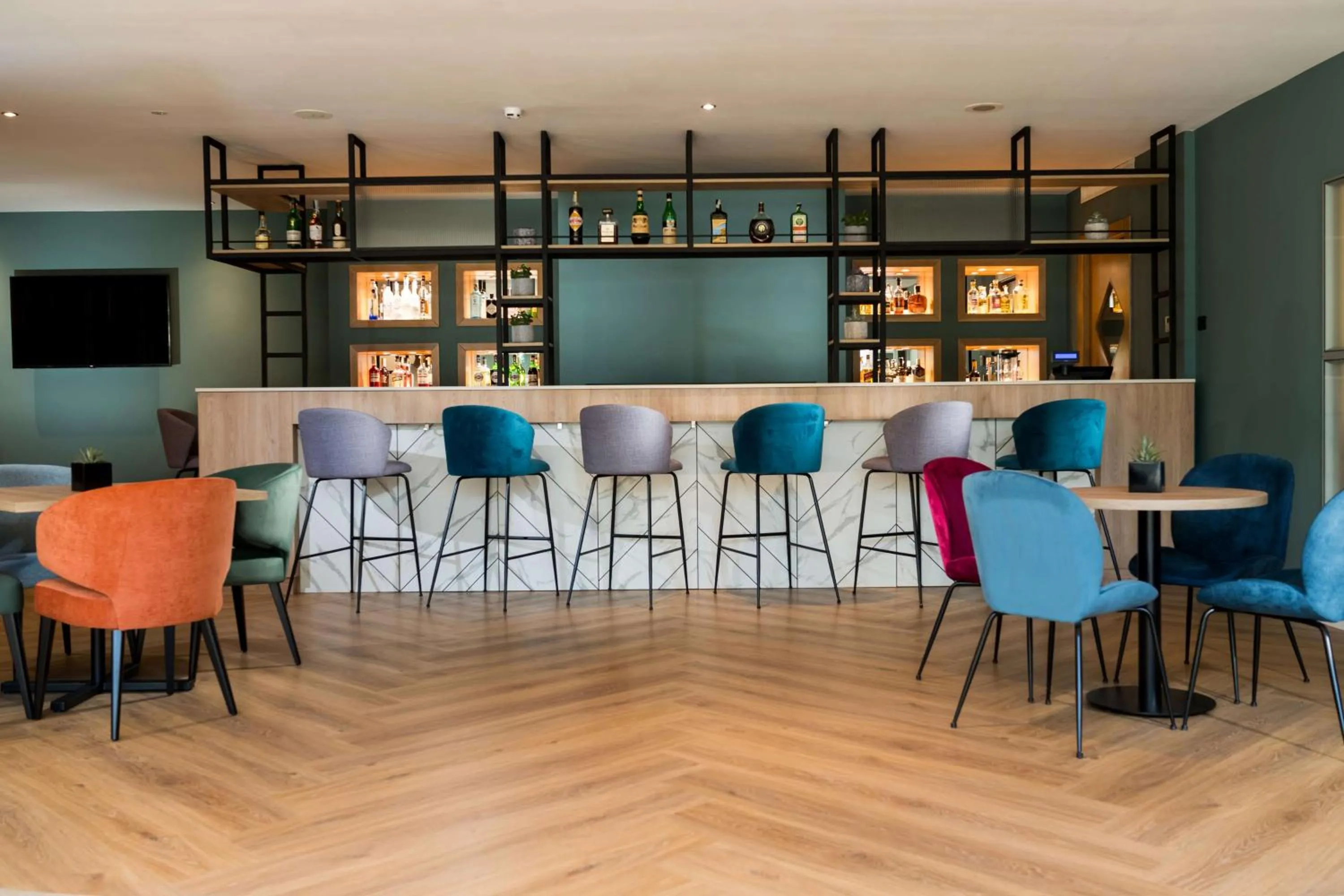 Lounge or bar in Hilton Garden Inn Milan Malpensa