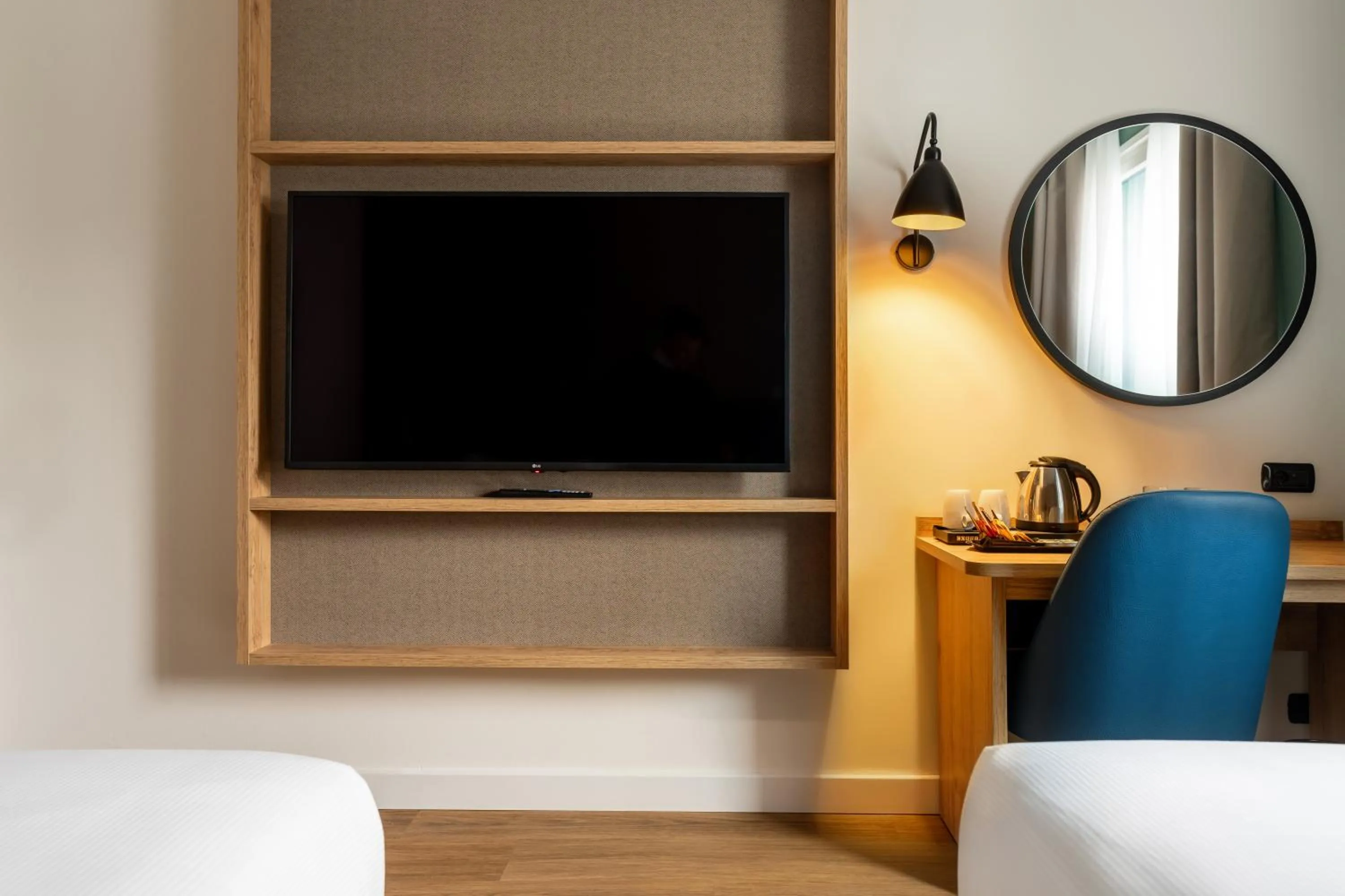 TV and multimedia, Bed in Hilton Garden Inn Milan Malpensa
