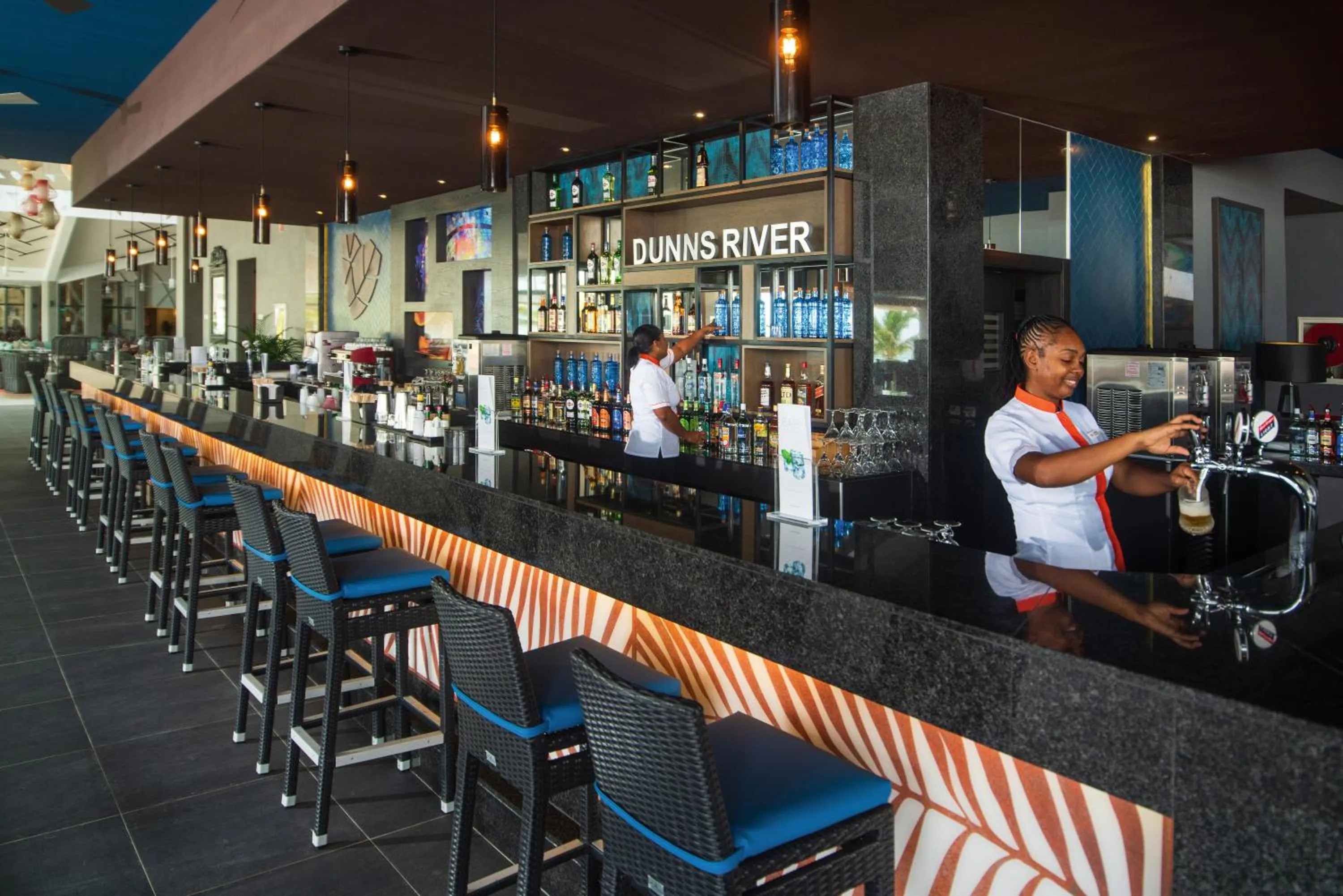 Lounge or bar in Riu Ocho Rios - All Inclusive