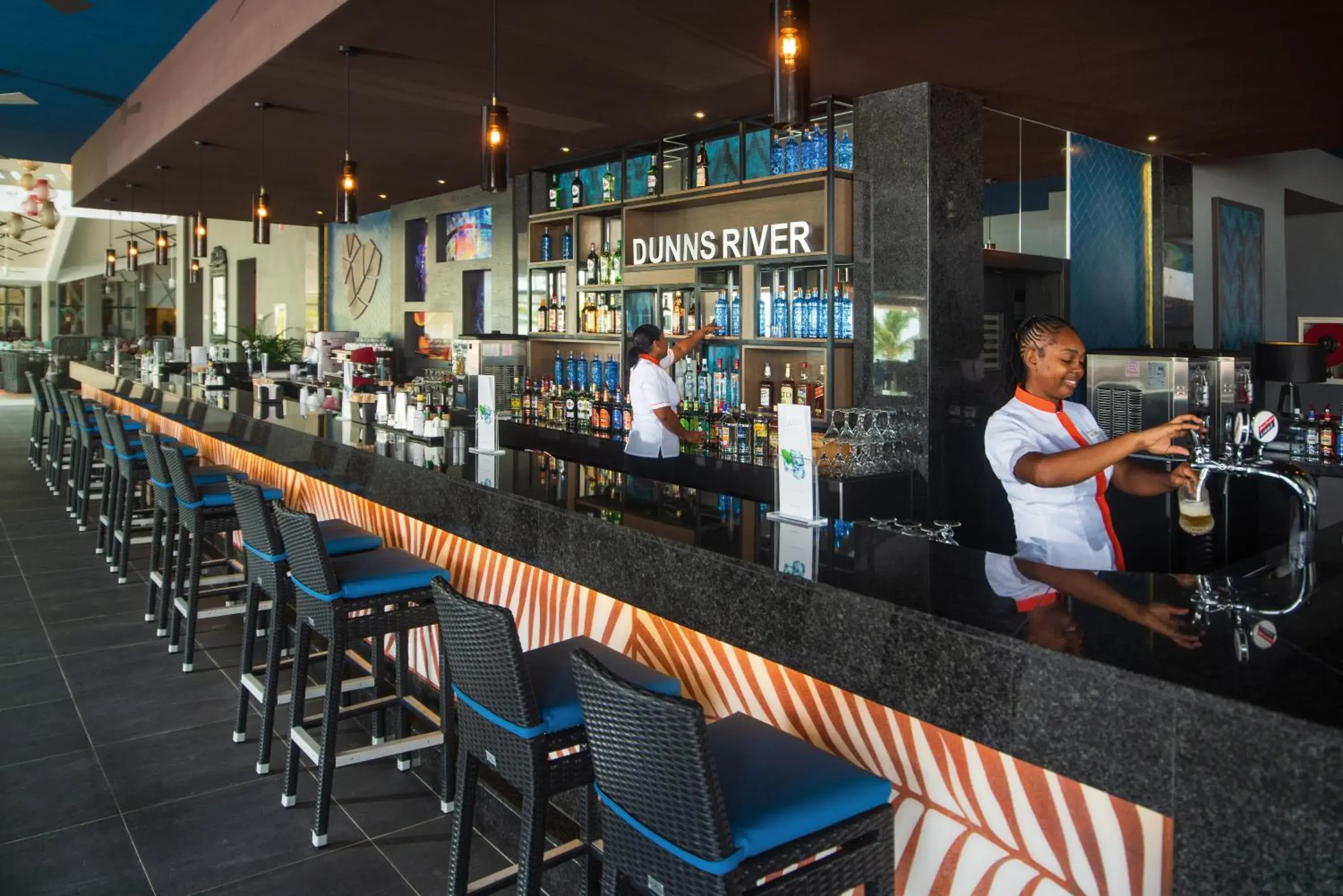 Lounge or bar in Riu Ocho Rios - All Inclusive Lounge or bar in Riu Ocho Rios - All Inclusive