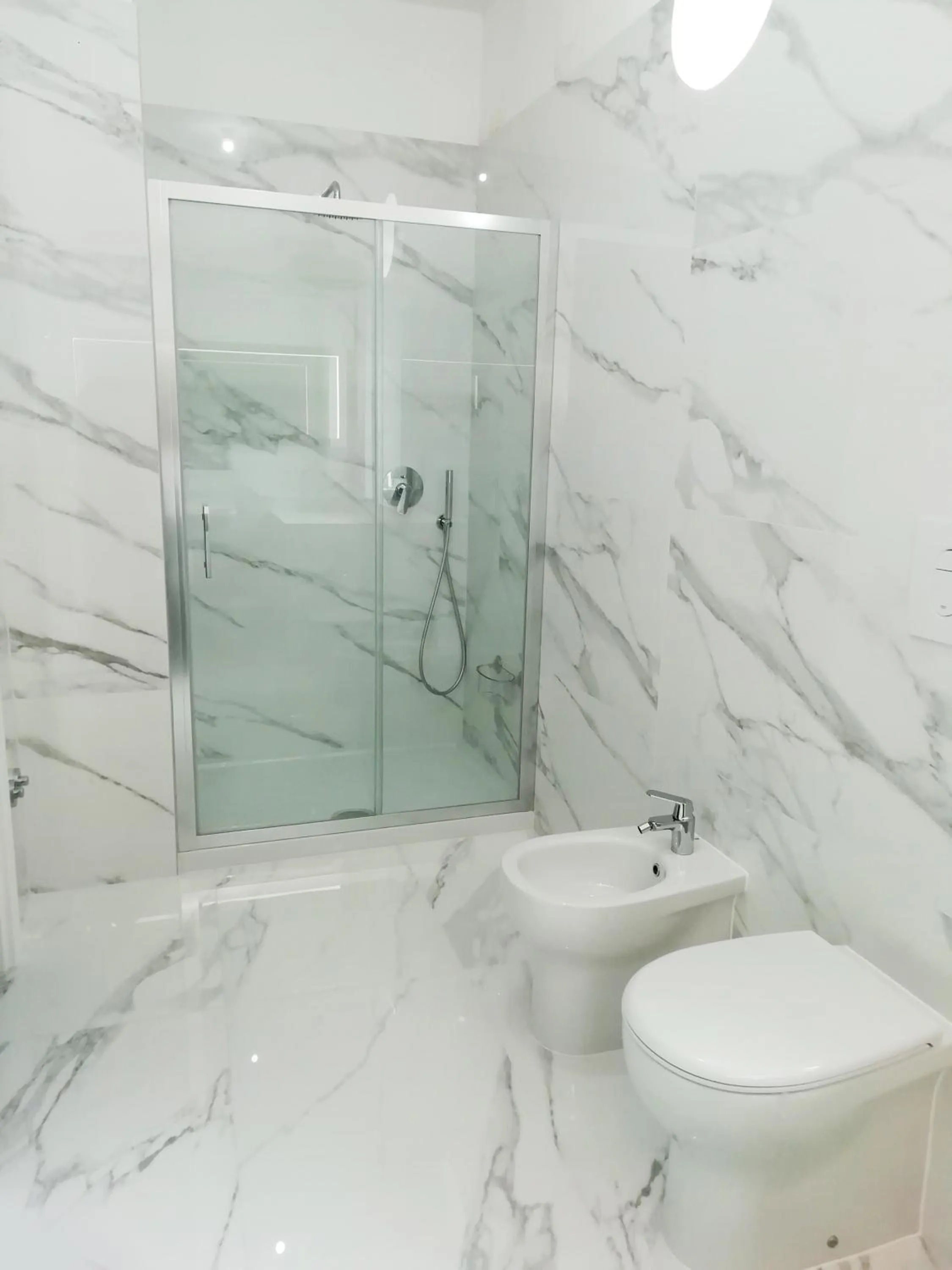 Bathroom in B&B L'Altare Bianco