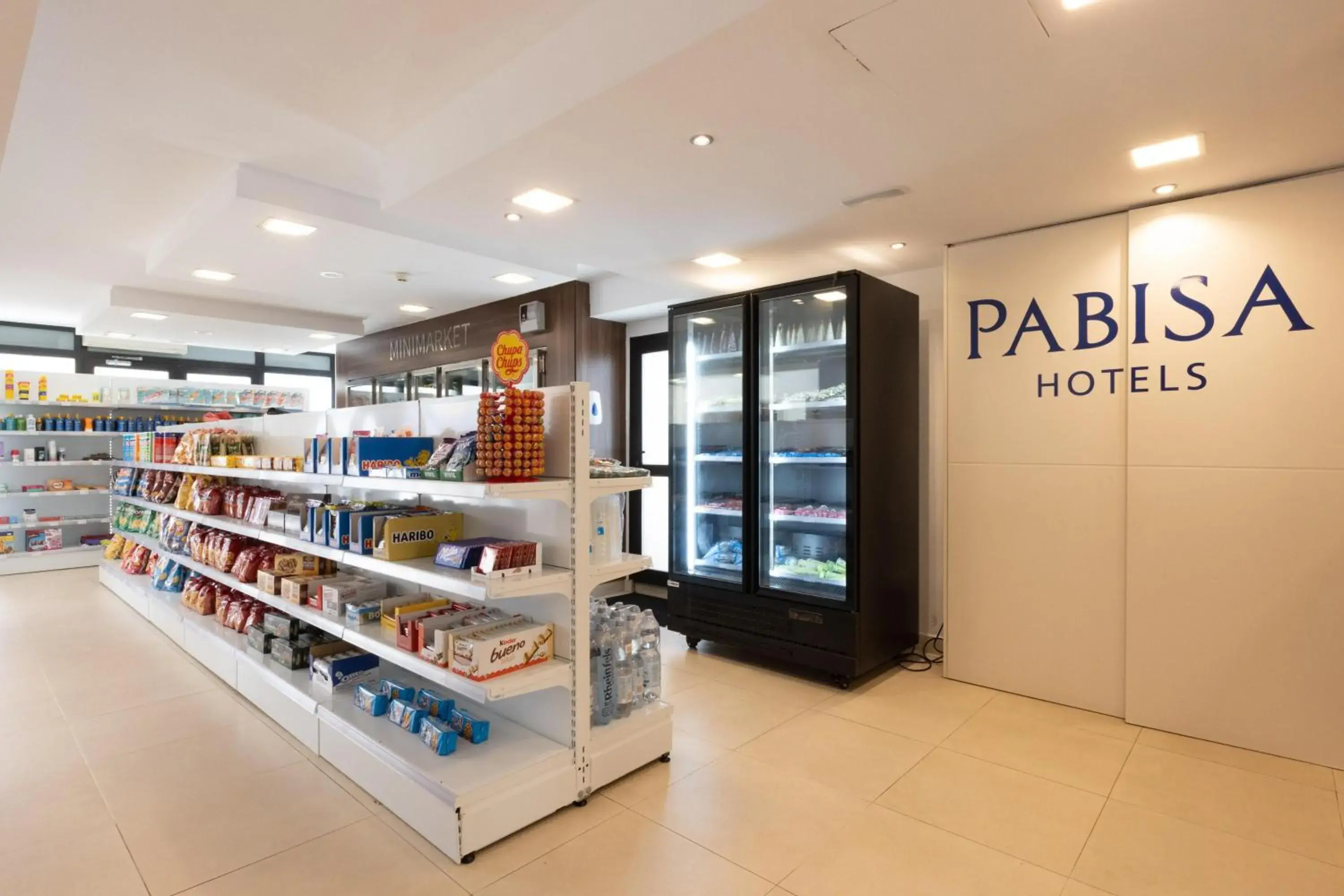 Shopping Area in Apartamentos Pabisa Orlando Shopping Area in Apartamentos Pabisa Orlando