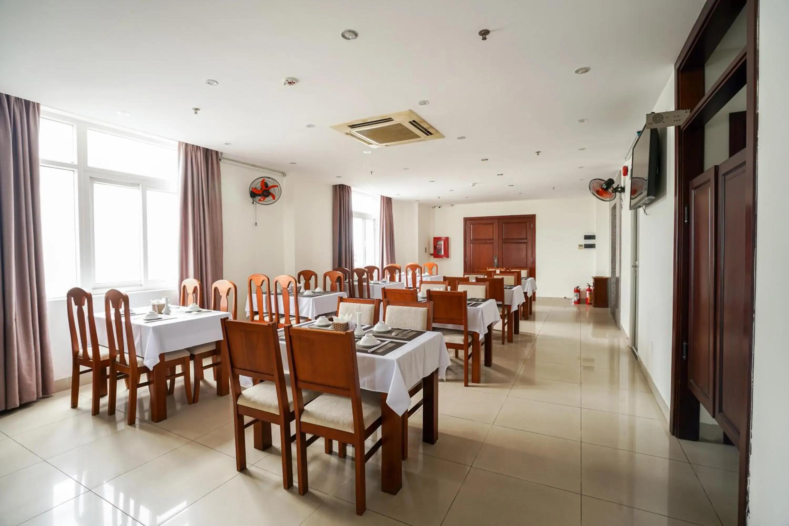 Restaurant/places to eat in Sunview Beach Hotel Danang Restaurant/places to eat in Sunview Beach Hotel Danang