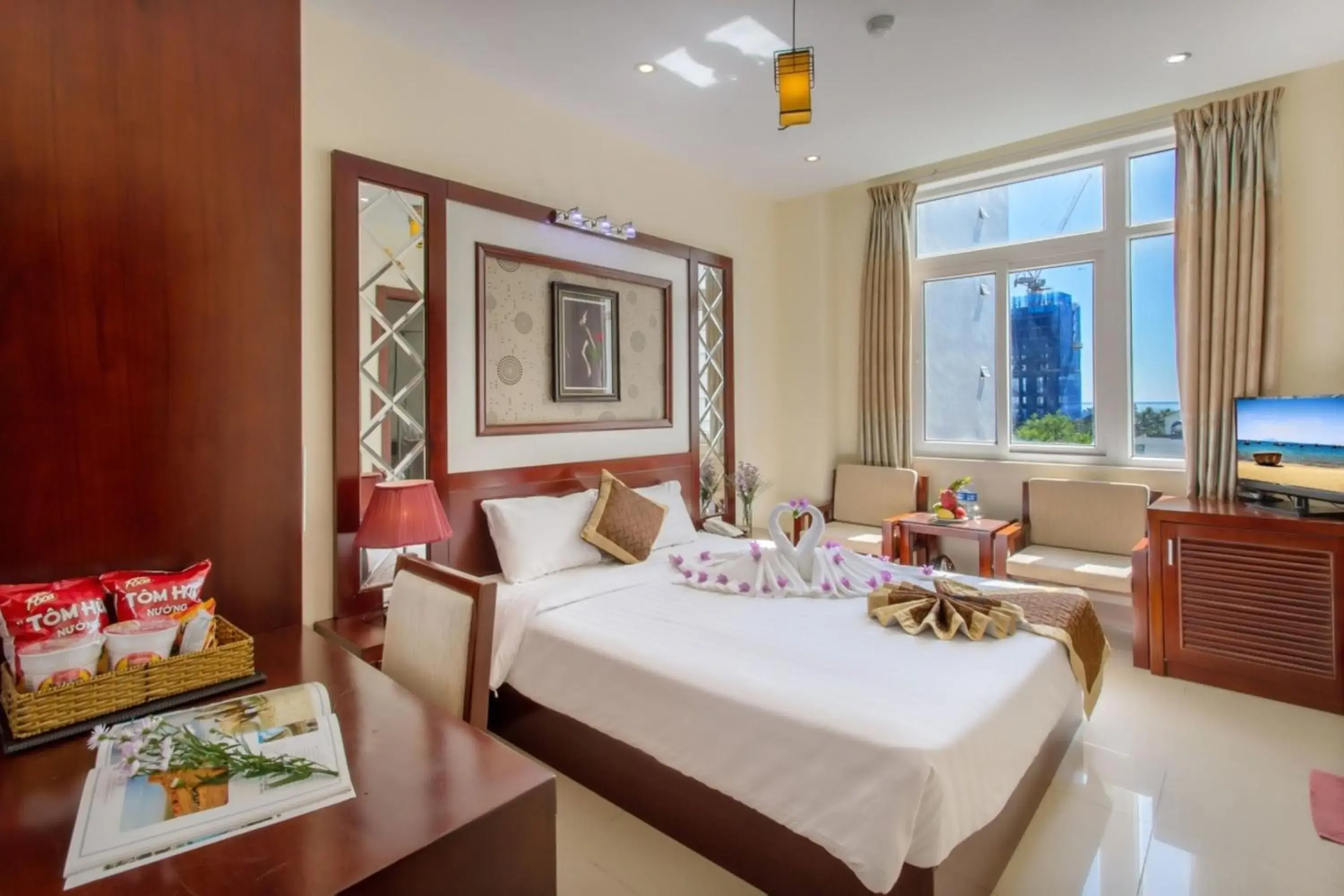 Photo of the whole room, Bed in Sunview Beach Hotel Danang Photo of the whole room, Bed in Sunview Beach Hotel Danang