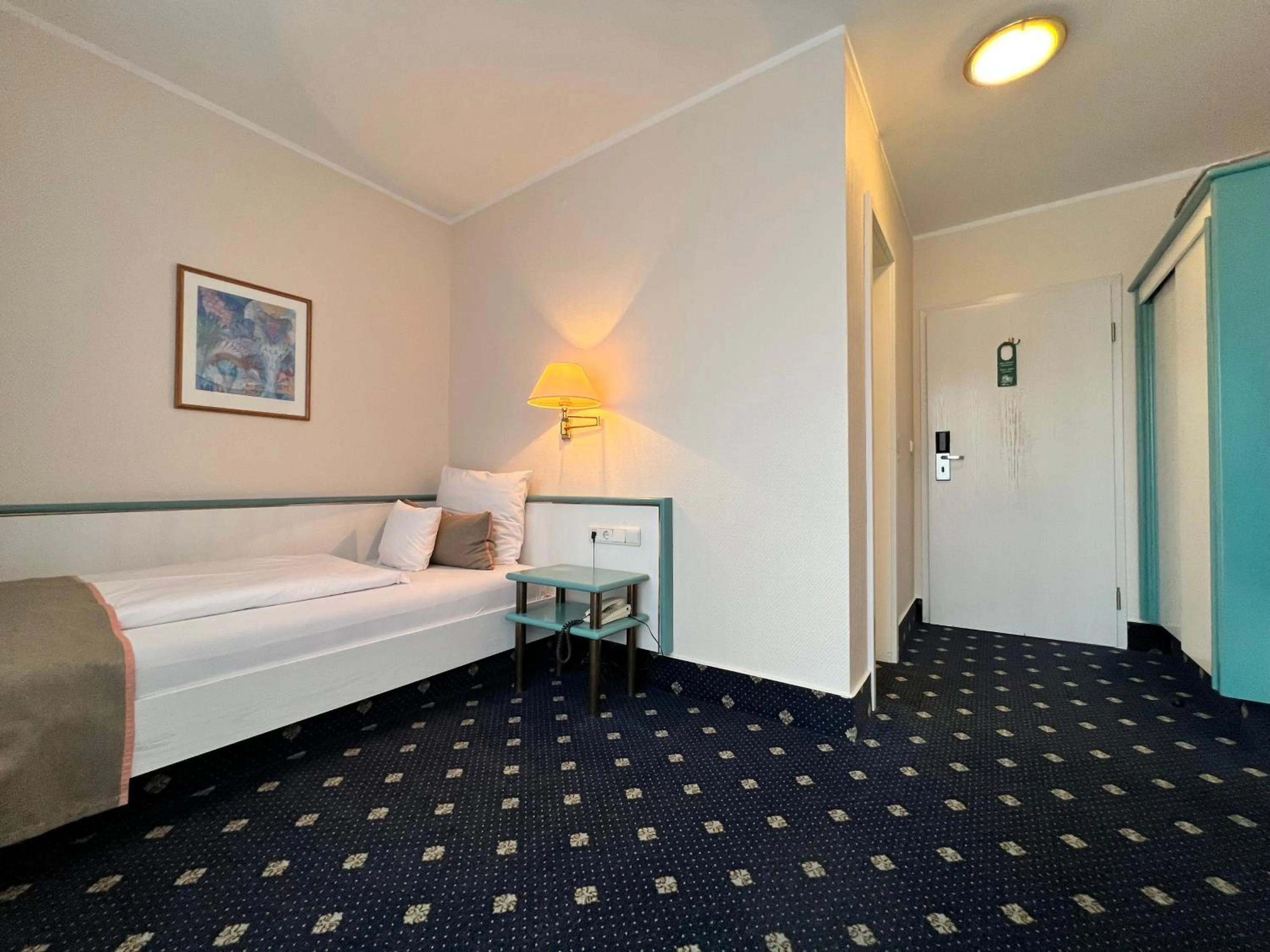 Bed in PANORAMA Hotel Heimbuchenthal