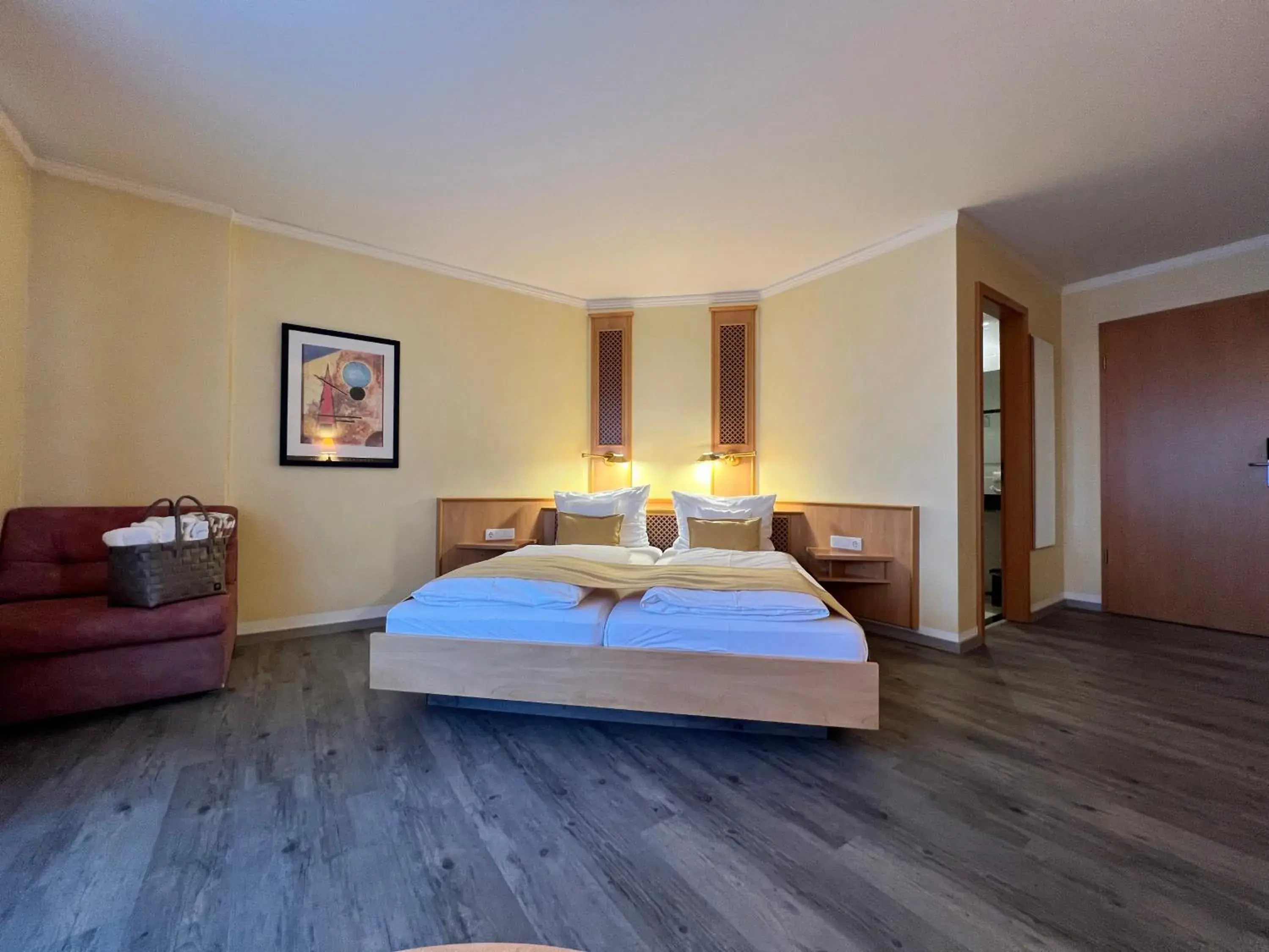 Double Room -Nebengebäude - single occupancy in PANORAMA Hotel Heimbuchenthal Double Room -Nebengebäude - single occupancy in PANORAMA Hotel Heimbuchenthal