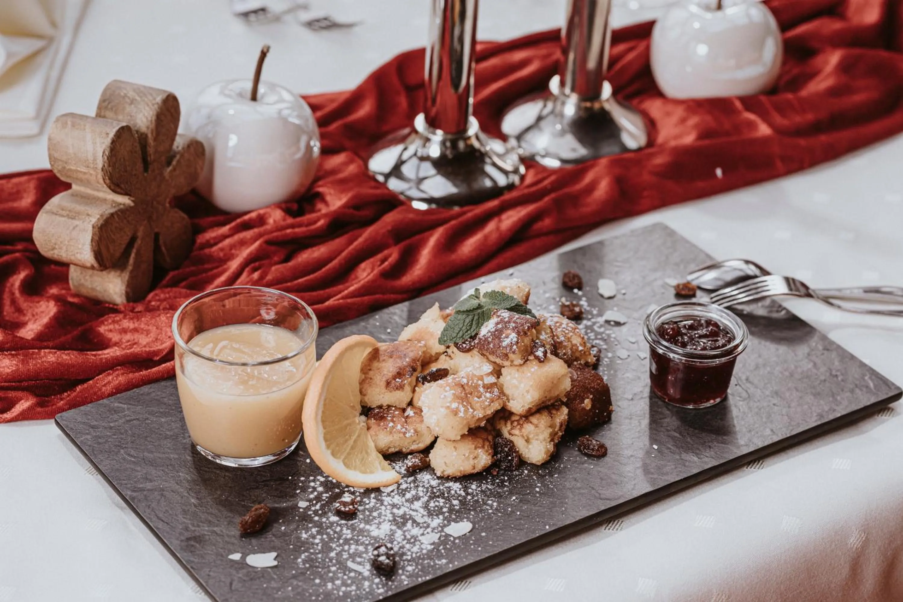 Restaurant/places to eat in PANORAMA Hotel Heimbuchenthal