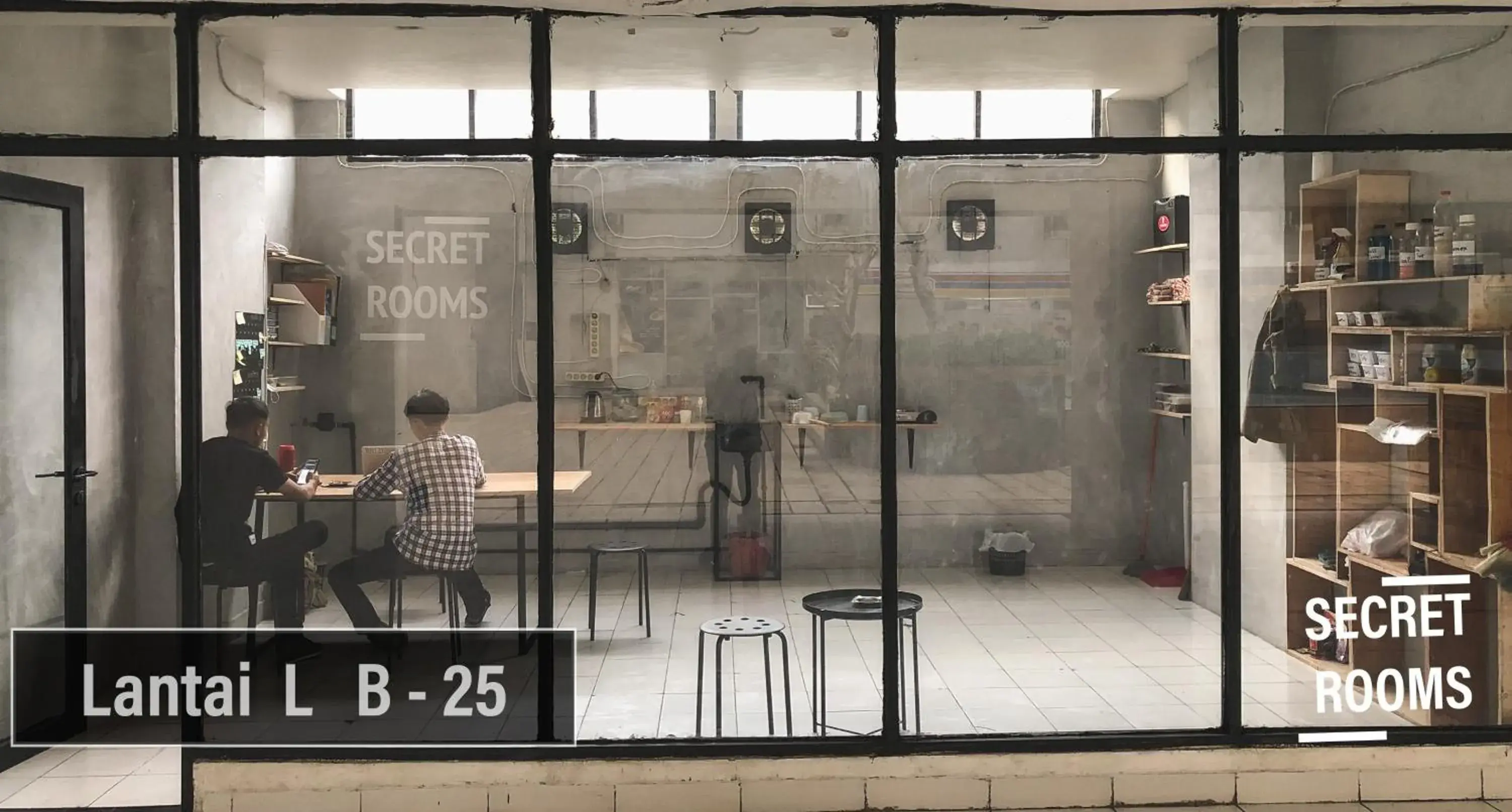 The Jarrdin Apartement by Secret Rooms The Jarrdin Apartement by Secret Rooms