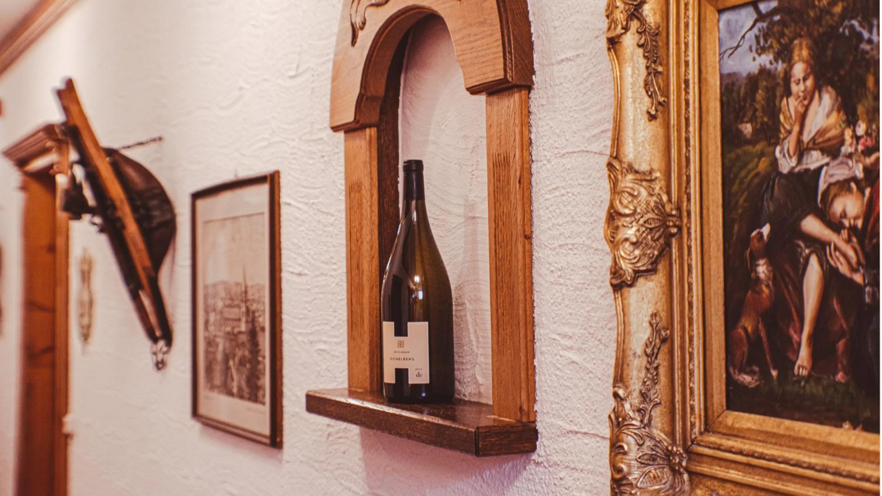 Alcoholic drinks in Hotel-Restaurant Kreuzberghof Tagungs- und Veranstaltungshotel